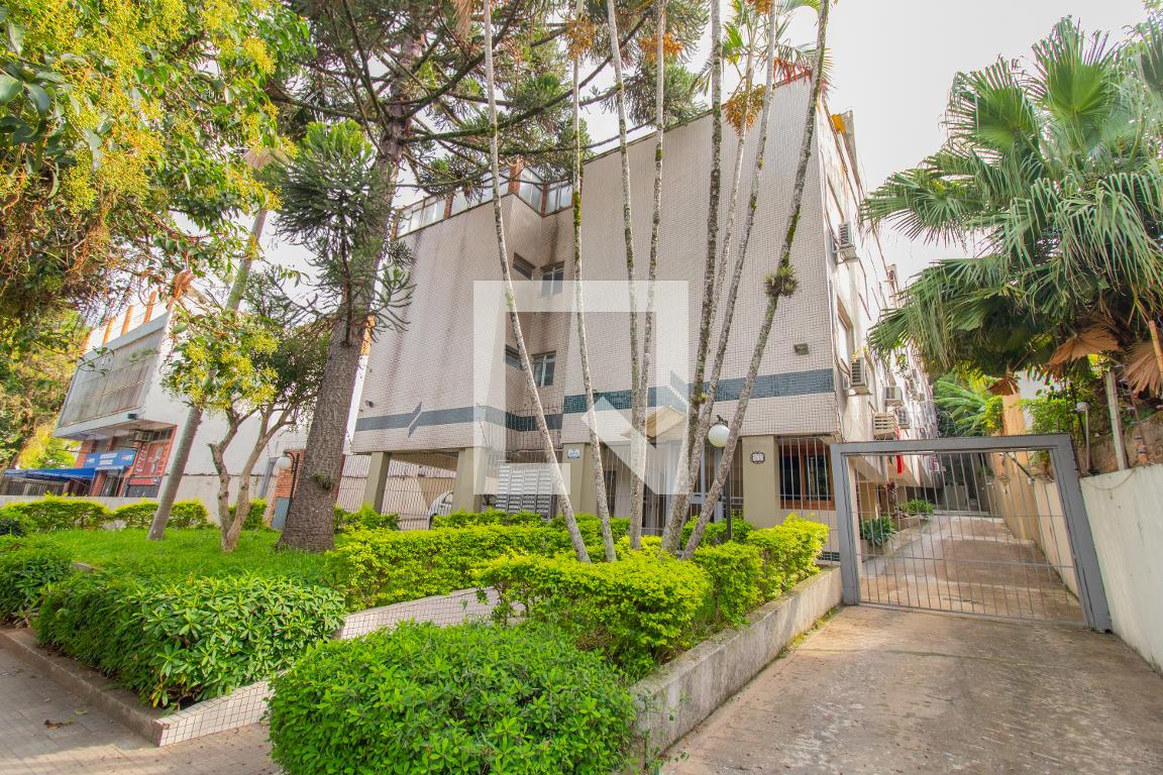 Fachada Condomínio em Avenida Capivari, 672