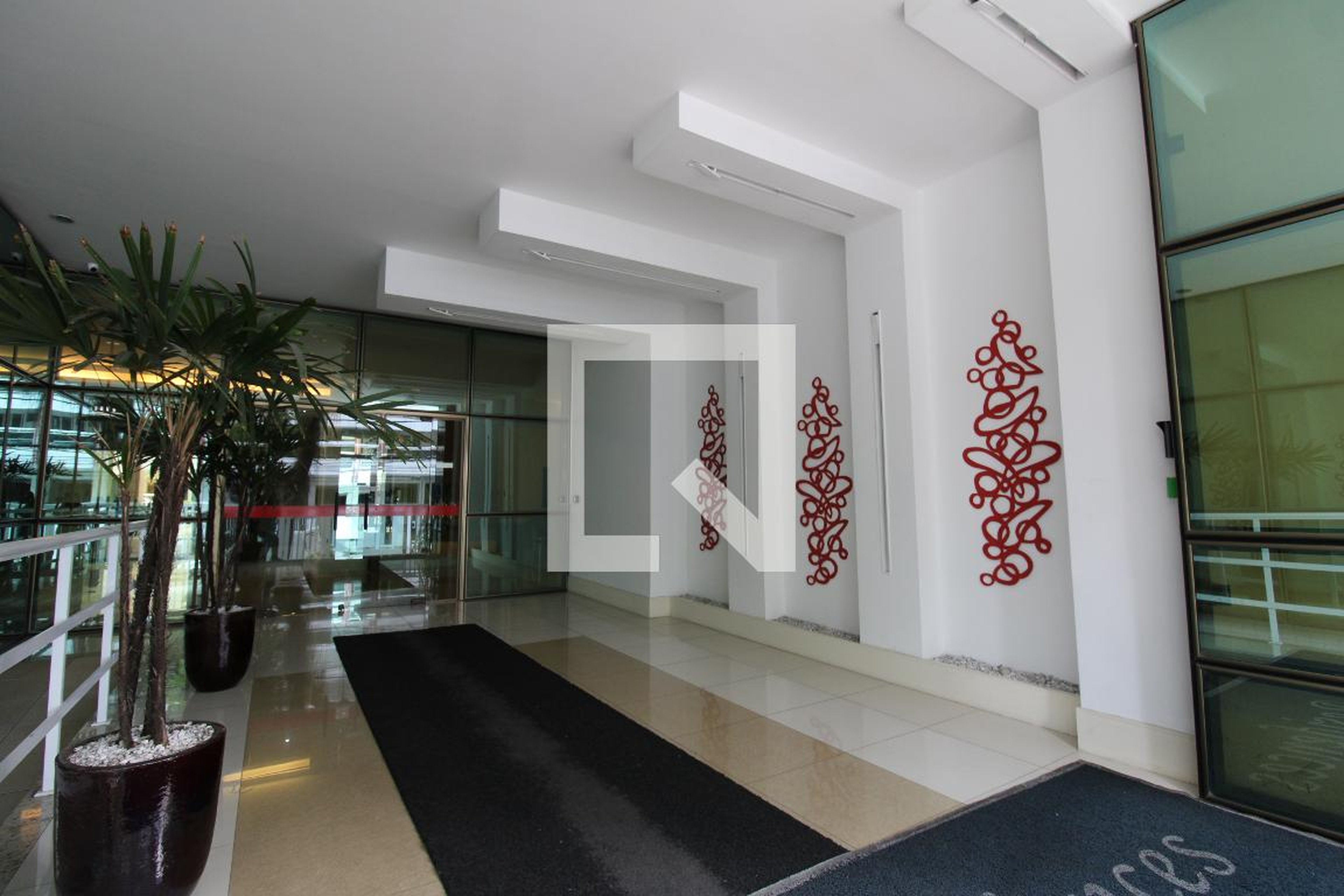 Entrada - Elite Residences