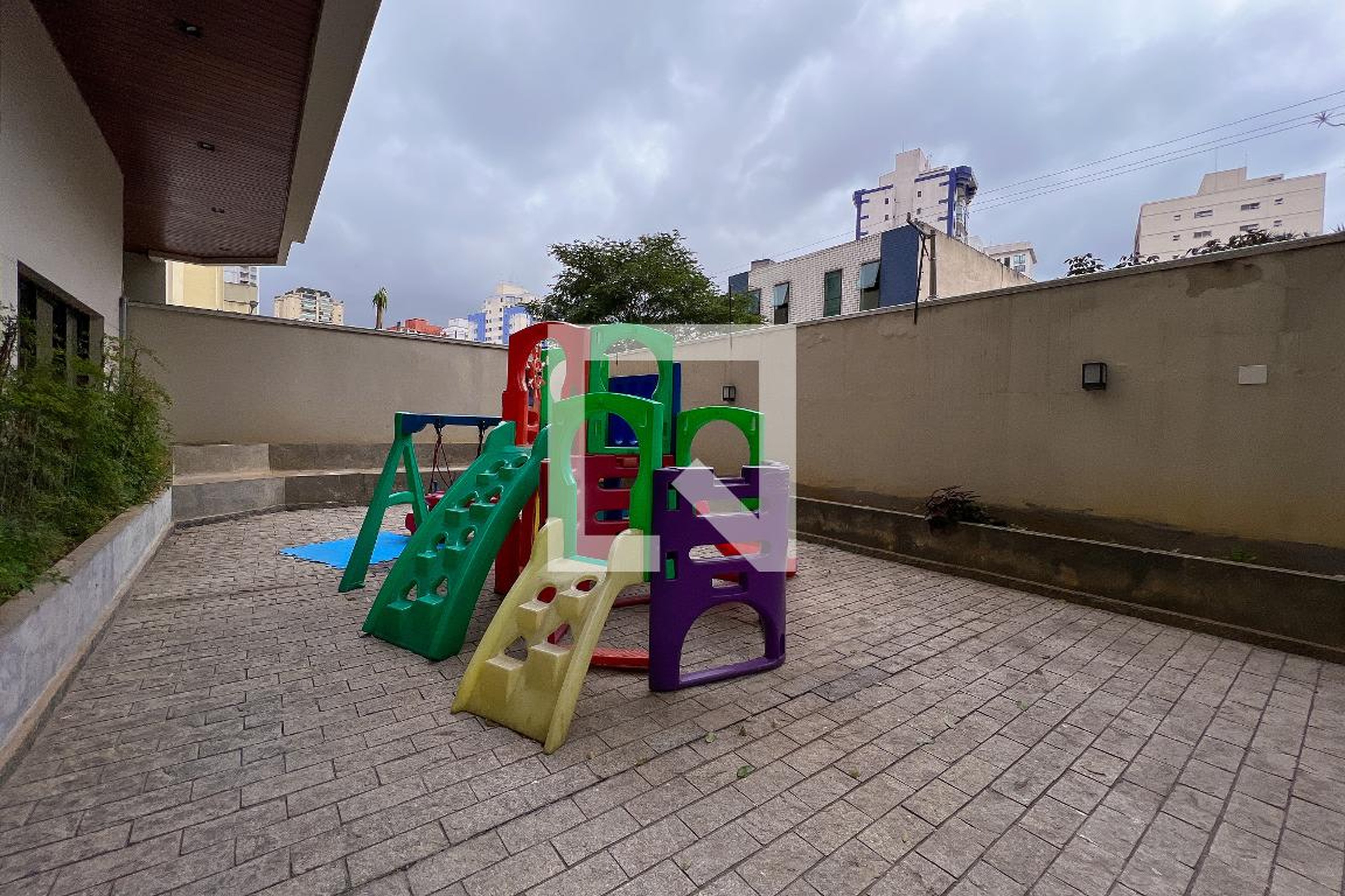 Playground - Maison Frontenac