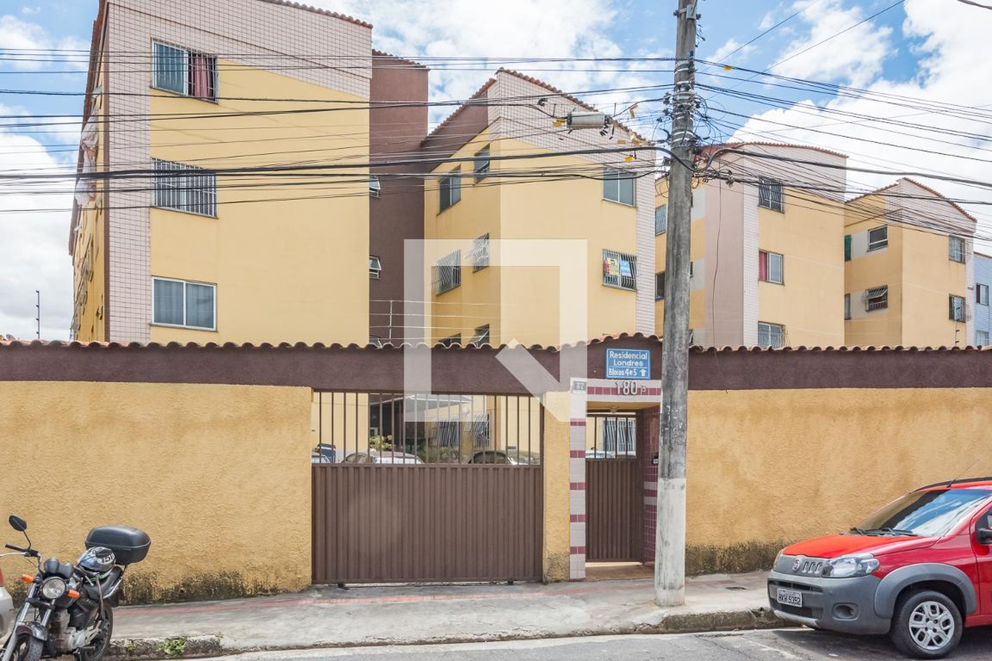 Fachada Condomínio em Rua Sargento Johnny da Silva, 37