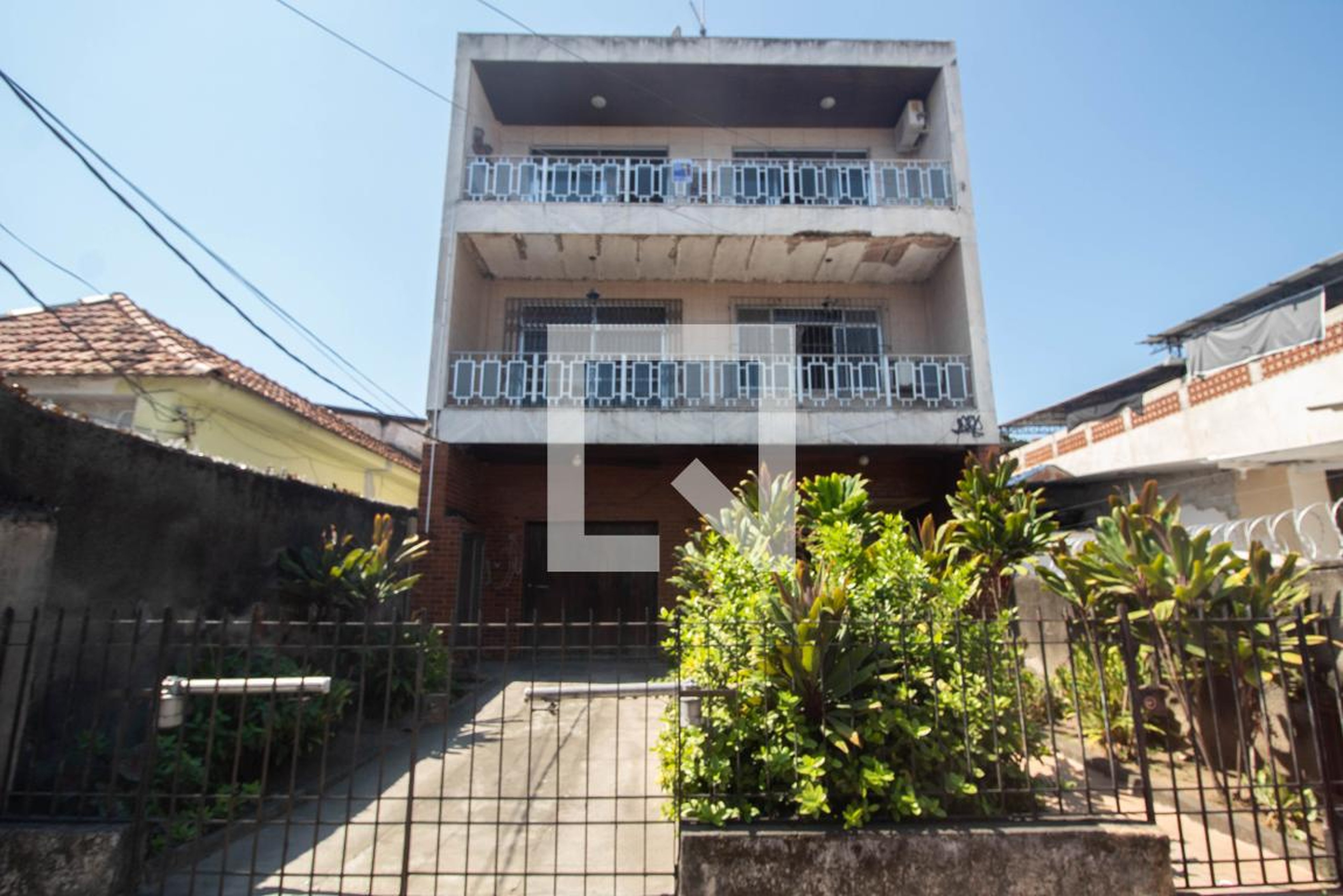 Fachada do Prédio Condomínio em Rua Barreiros, 1064