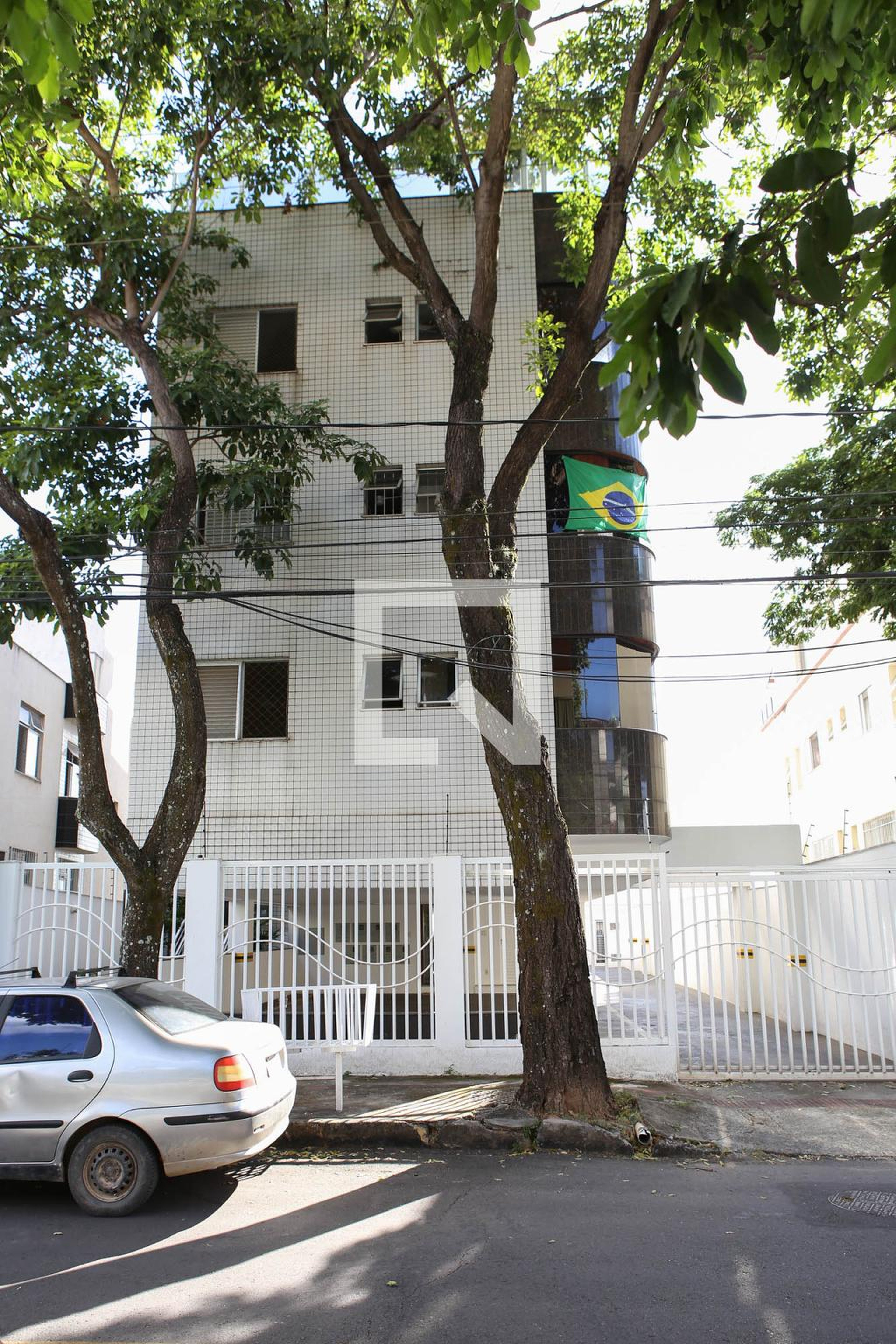 Fachada Condomínio em Rua Gasparino Carvalho Silva, 263