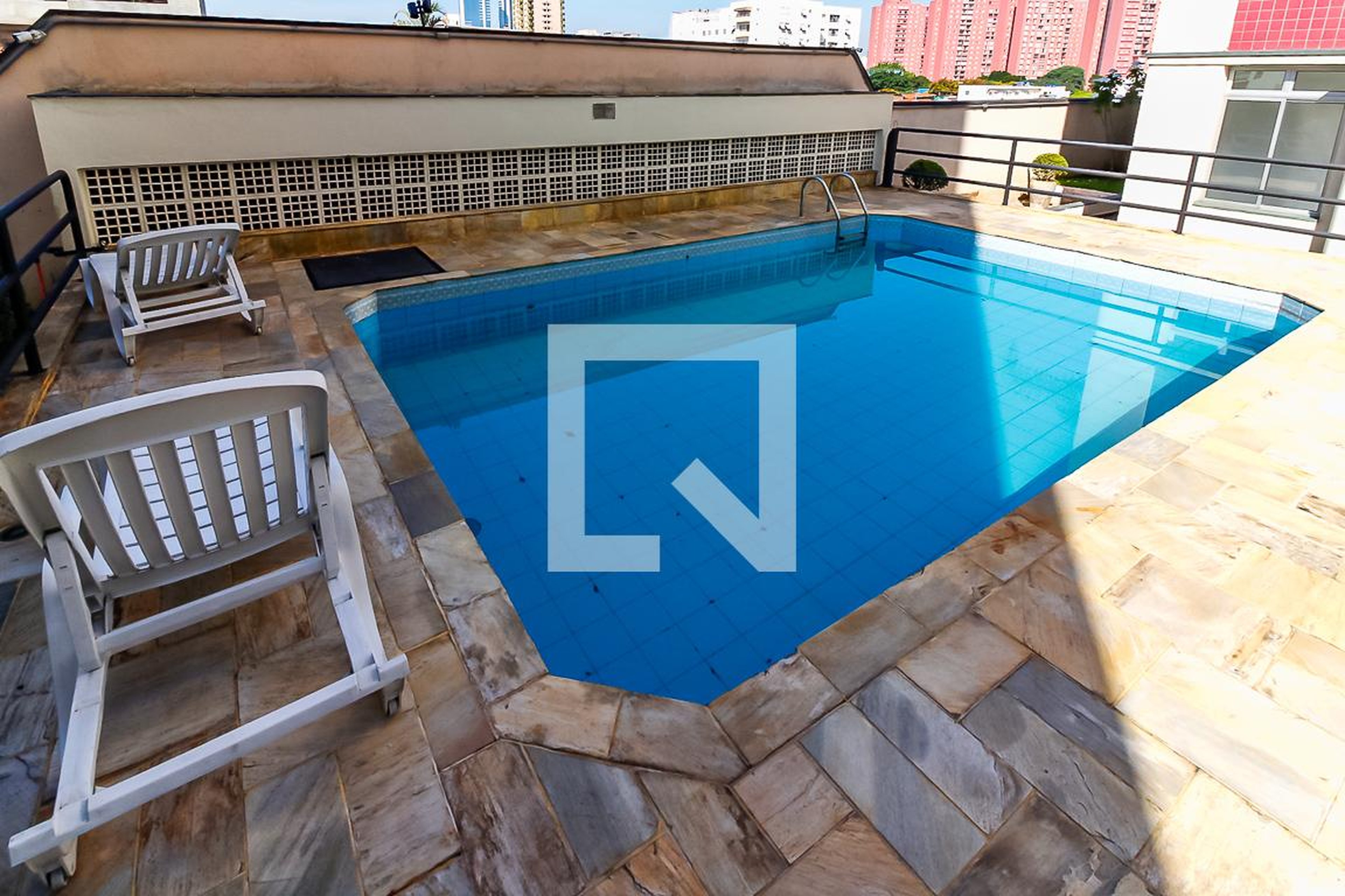 Área da Piscina - Residencial Imperial Garden