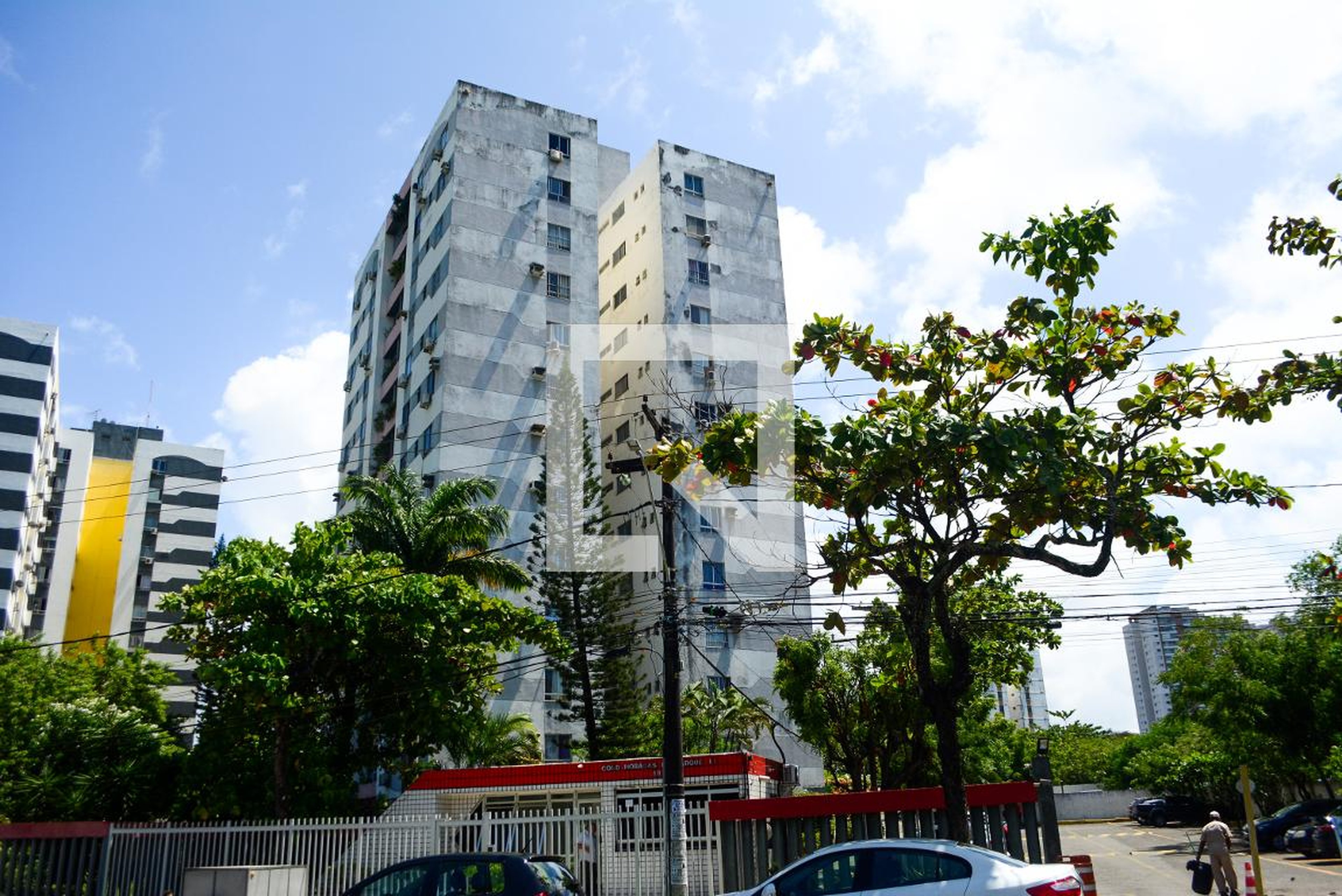 Fachada do condomínio Condomínio Moradas do Park II