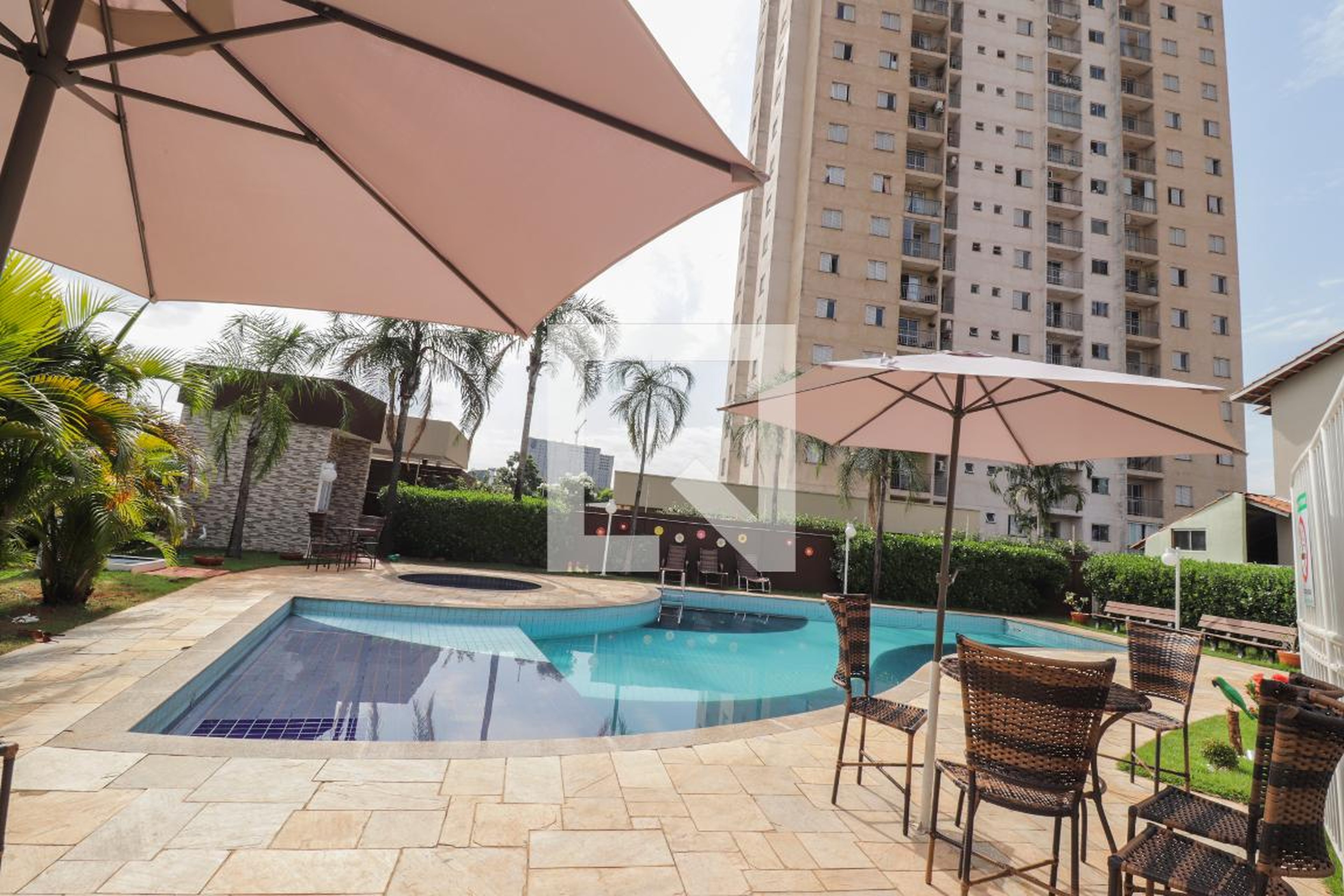 Piscina - Village do Parque