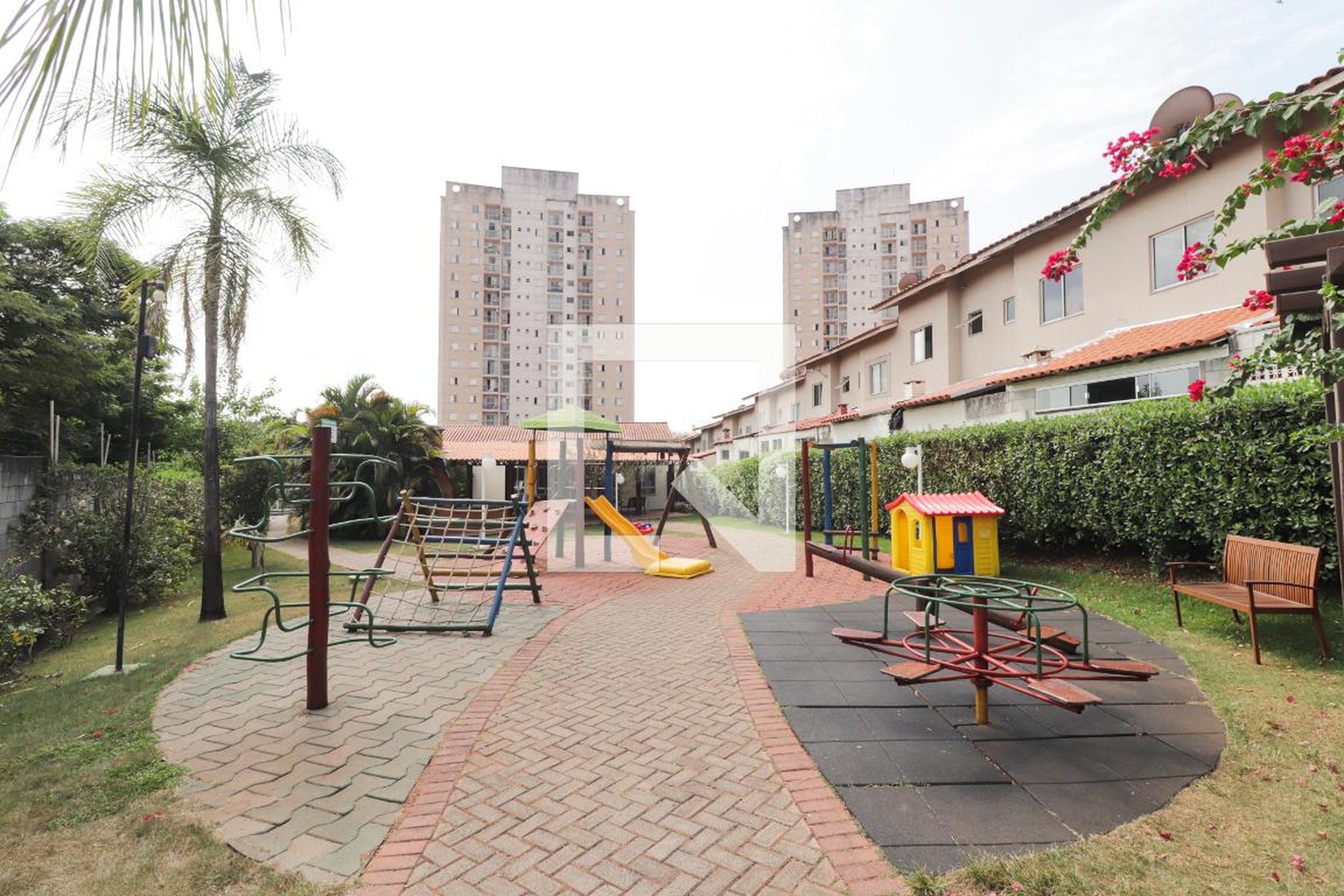 Playground - Village do Parque