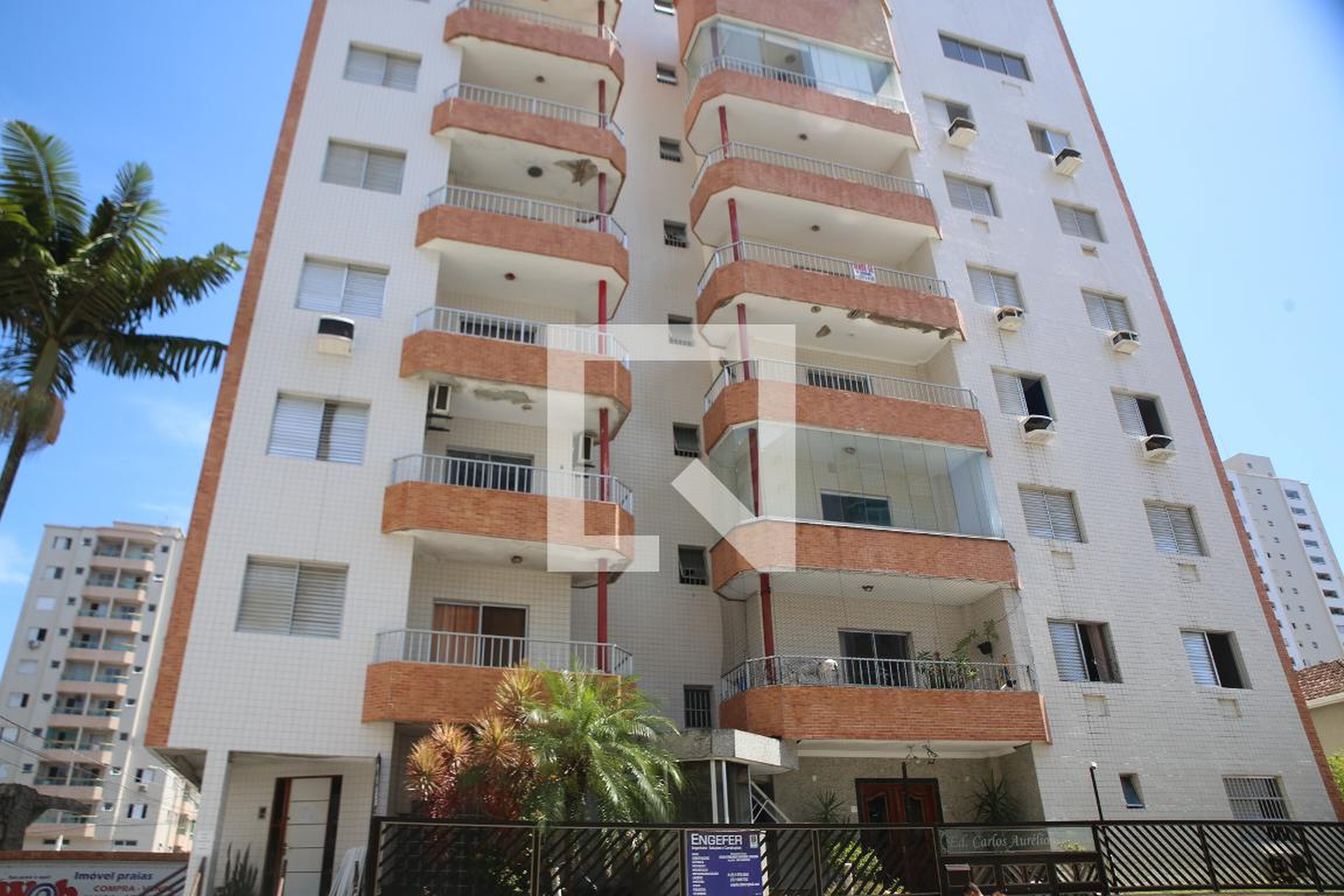 Fachada Condomínio Carlos Aurelio