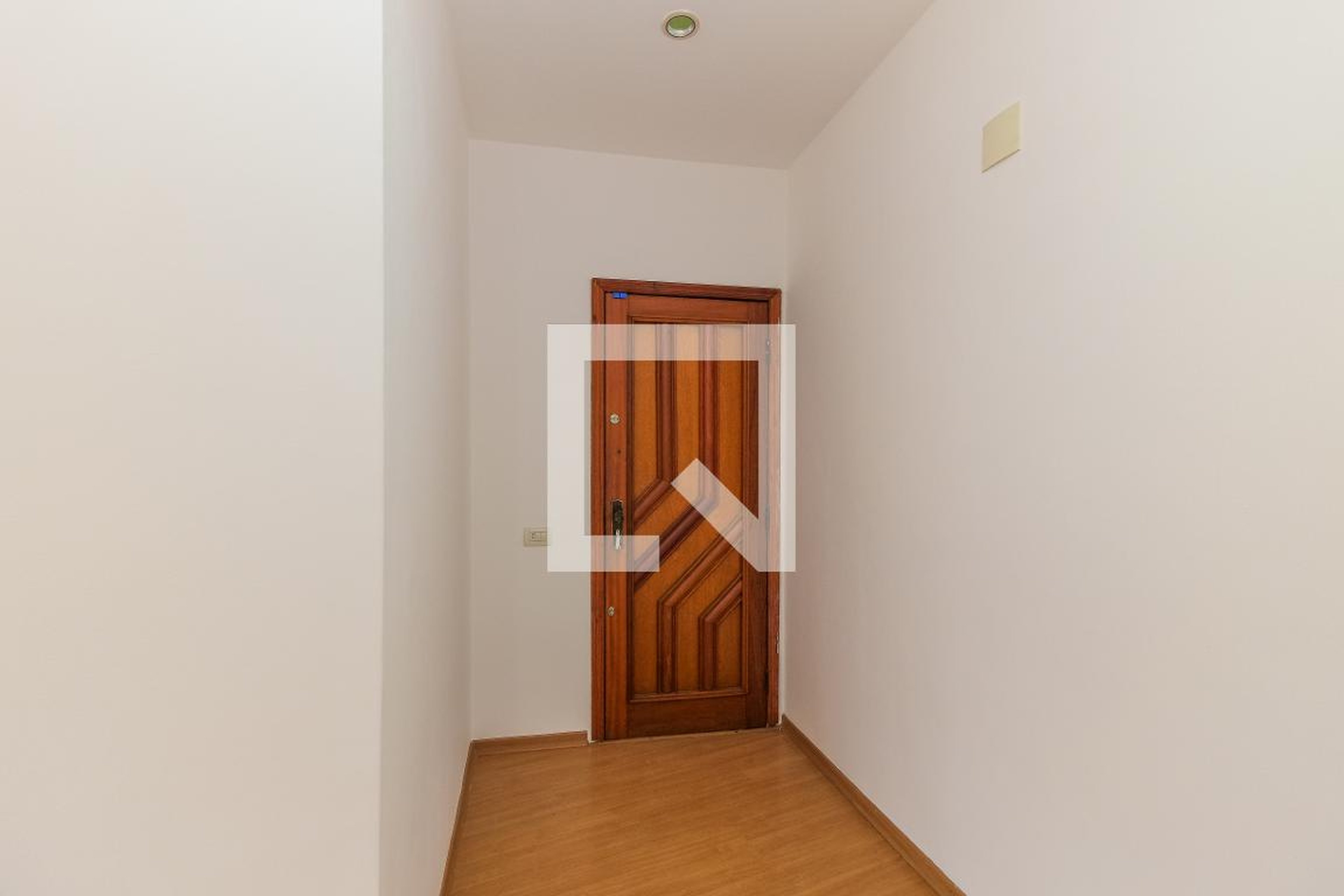 Entrada Condomínio em Avenida Paula Sousa, 801