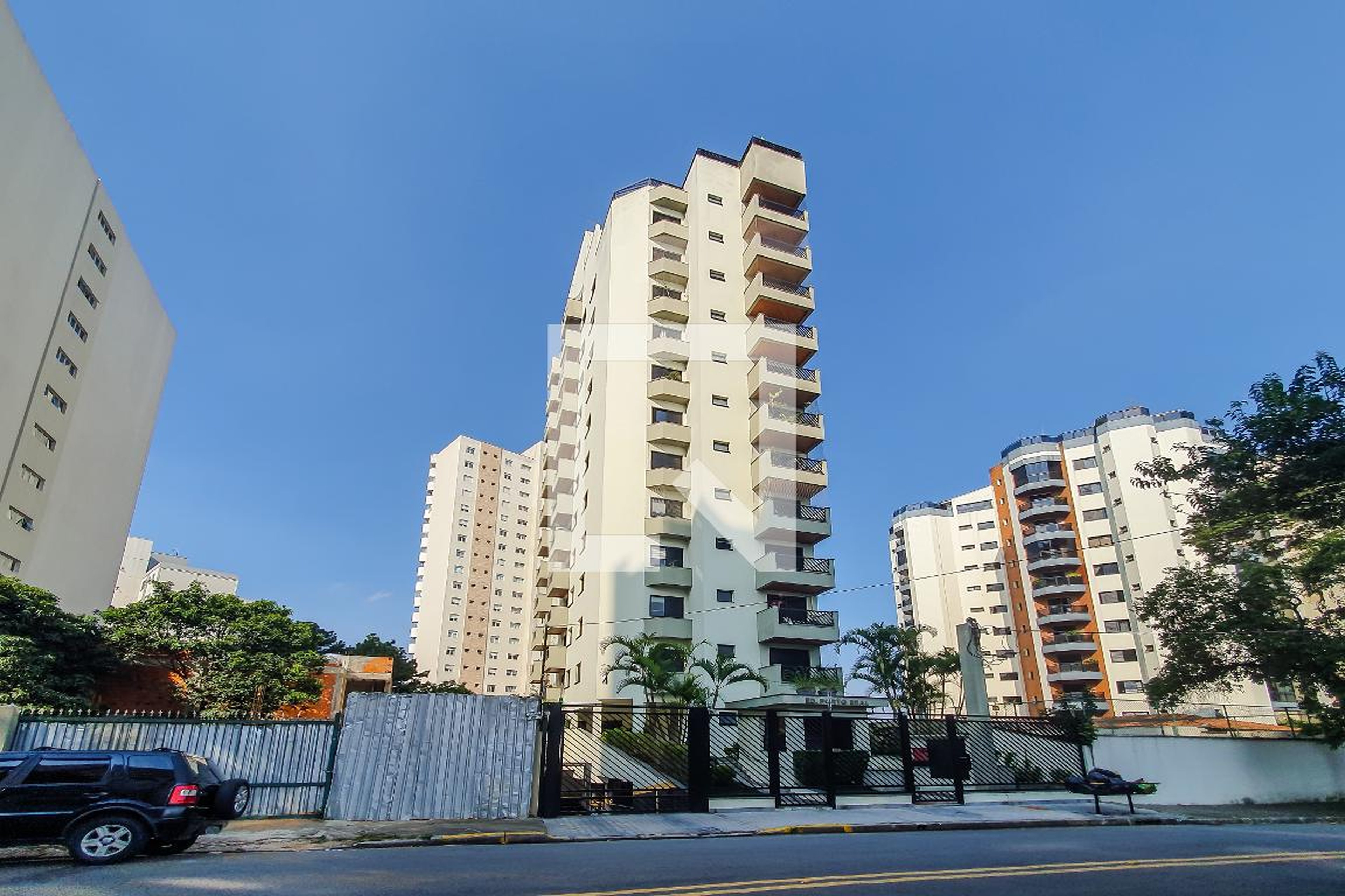 Fachada do Prédio Condomínio Porto Real