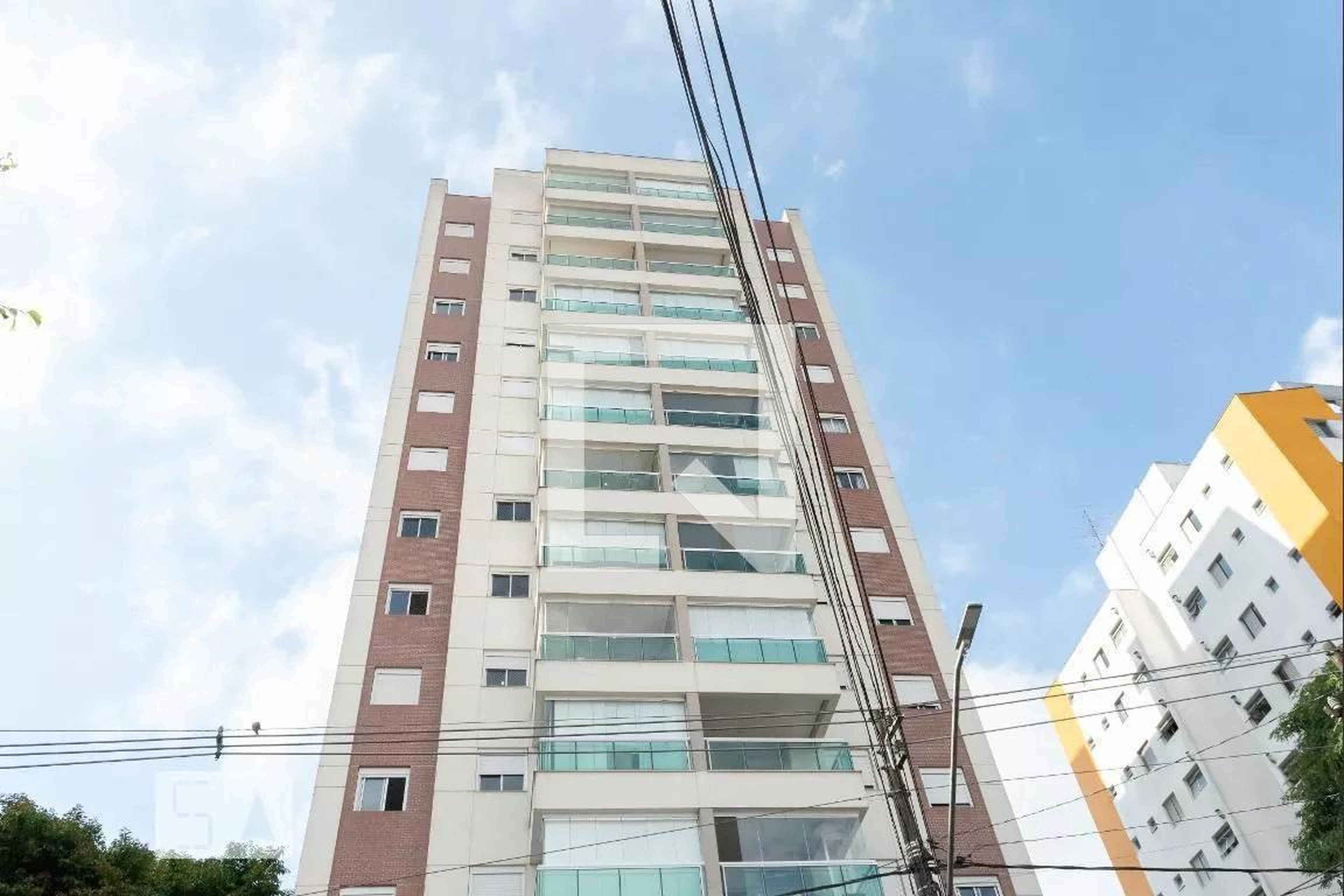 Fachada do Prédio Condomínio Up Village BY Hellbor