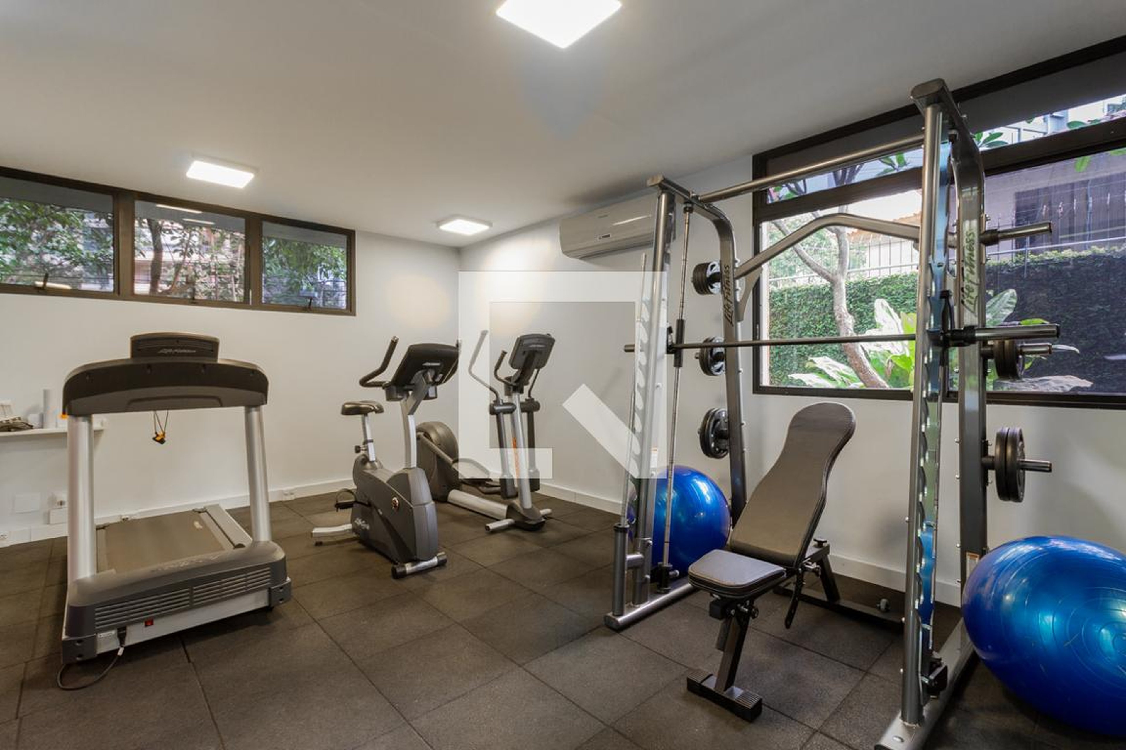 Academia - Pitanguás