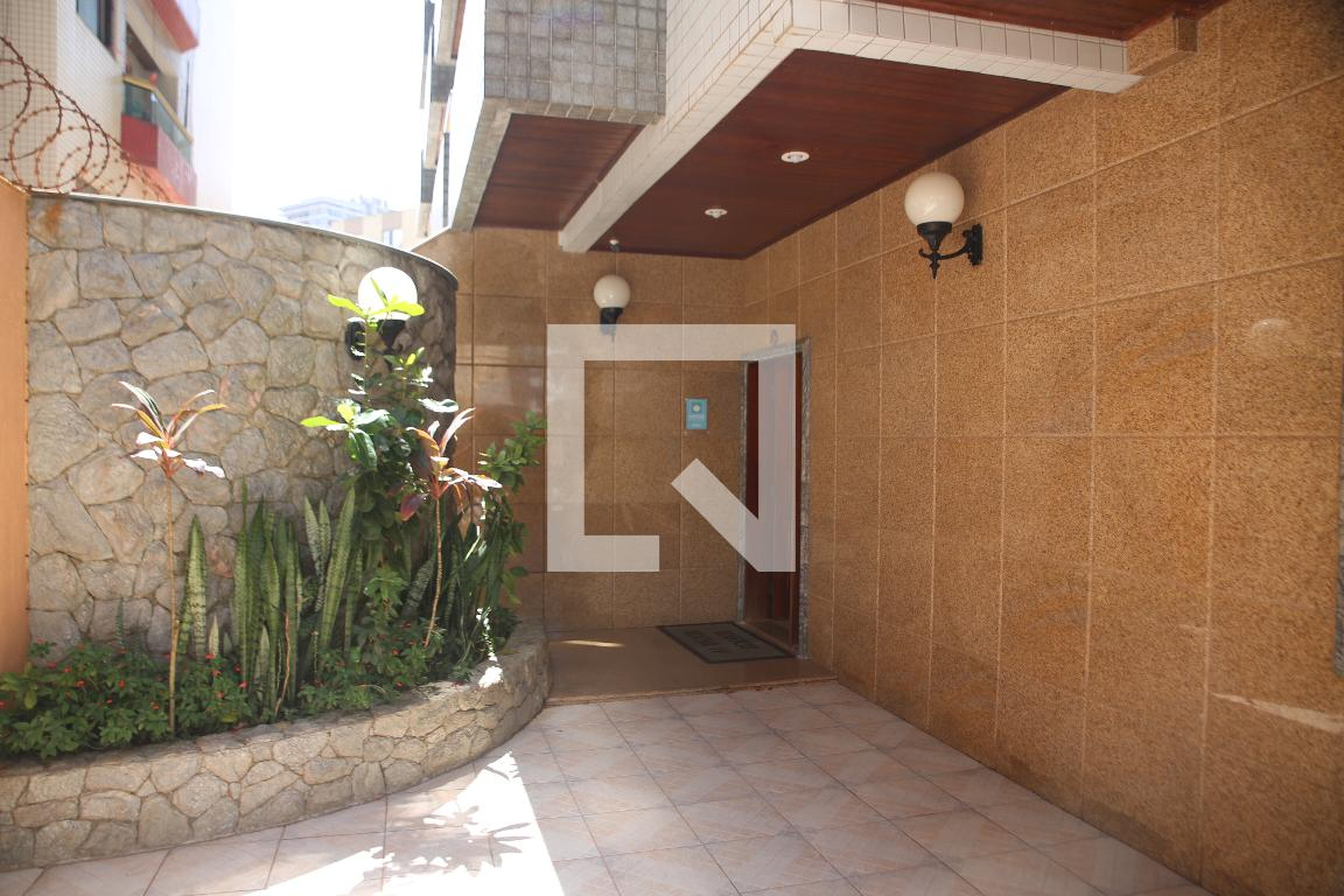 Area externa - Rocha IV