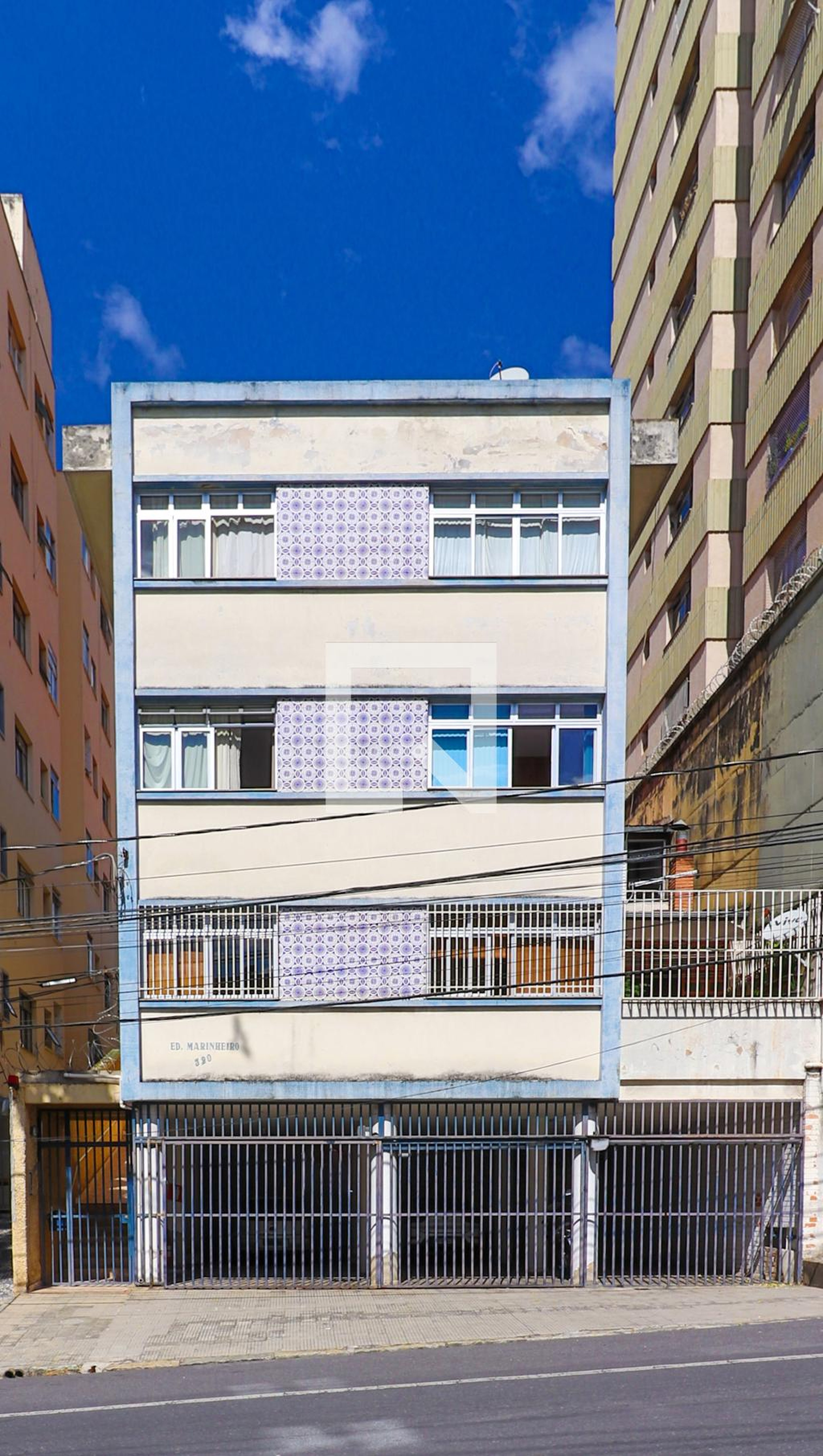 Fachada Condomínio em Avenida Flávio dos Santos, 320