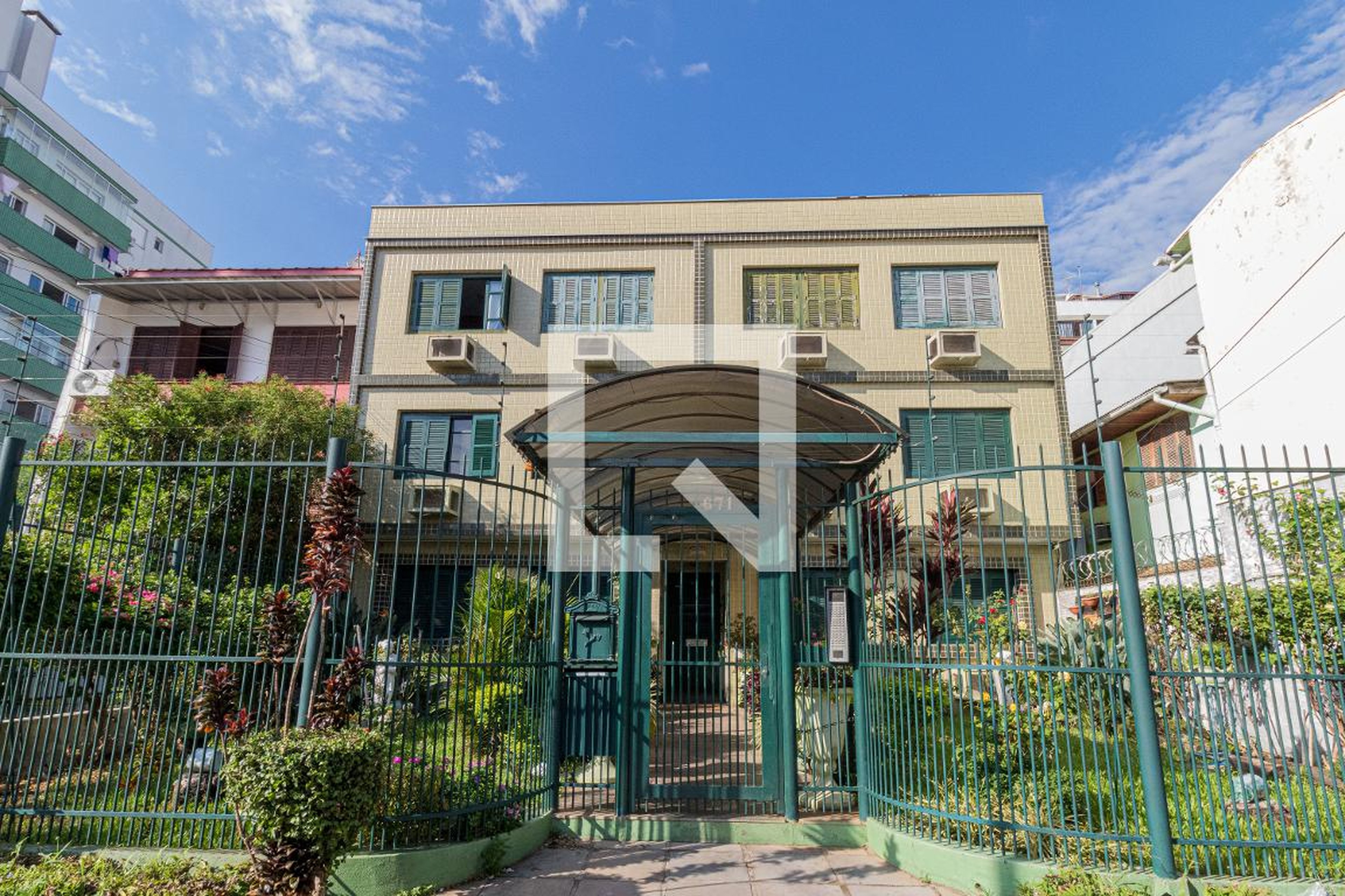 Fachada do Prédio Condomínio em Rua Barão do Gravataí, 671