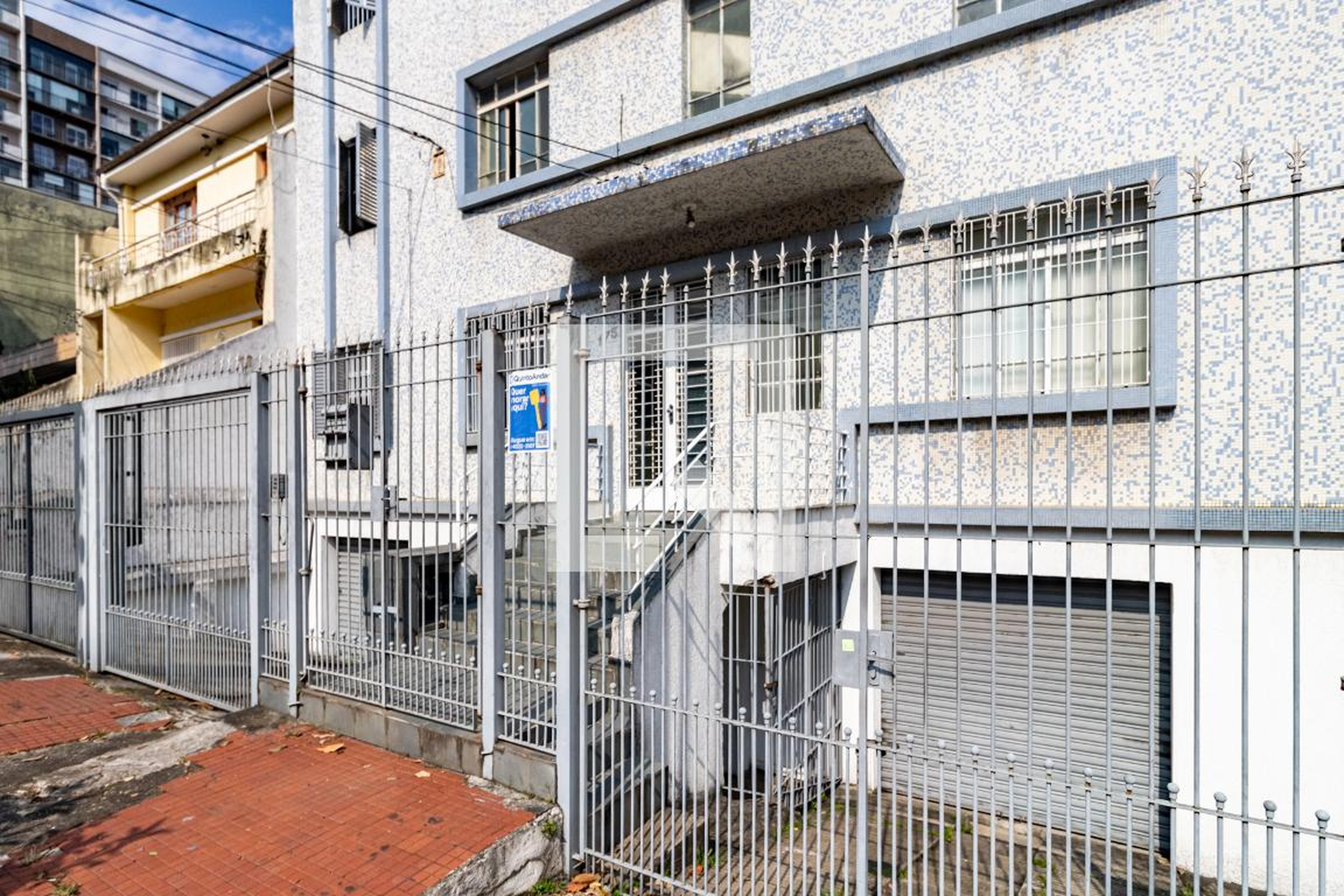 Fachada do Prédio Condomínio em Rua Doutor Clemente Jobim, 175