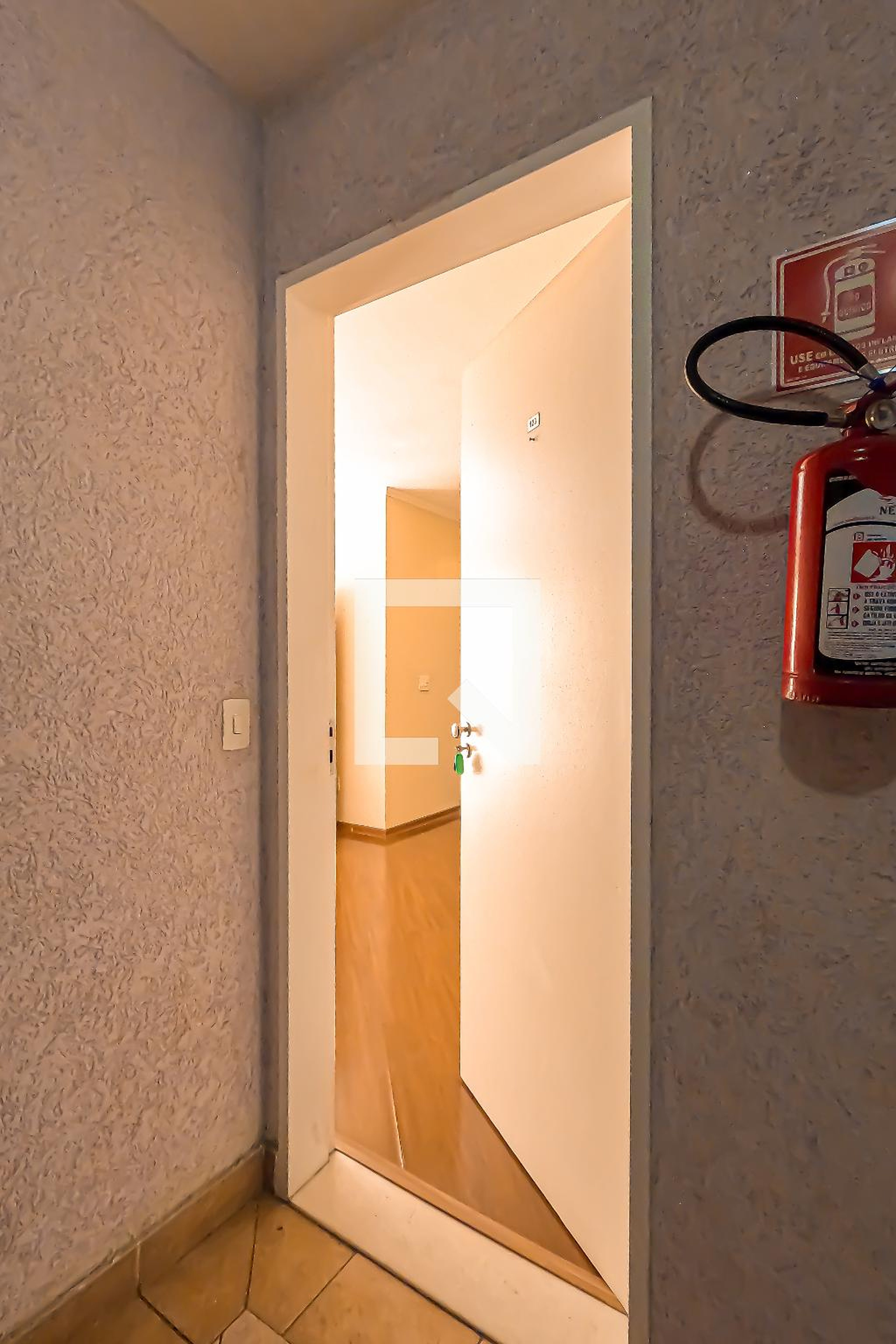 Entrada - Golden Ville