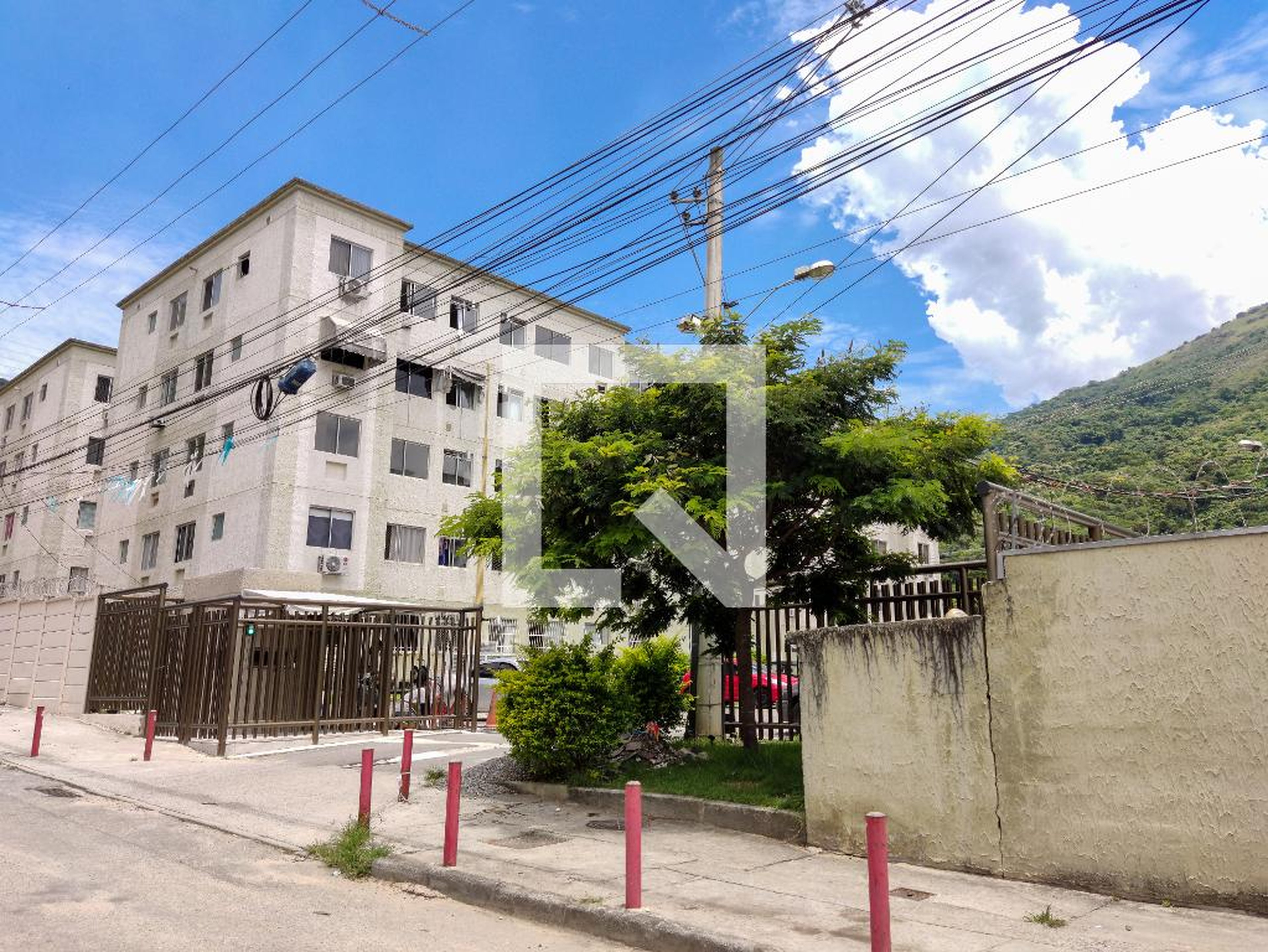 Fachada do Condomínio Condomínio iminio Recanto do Sol