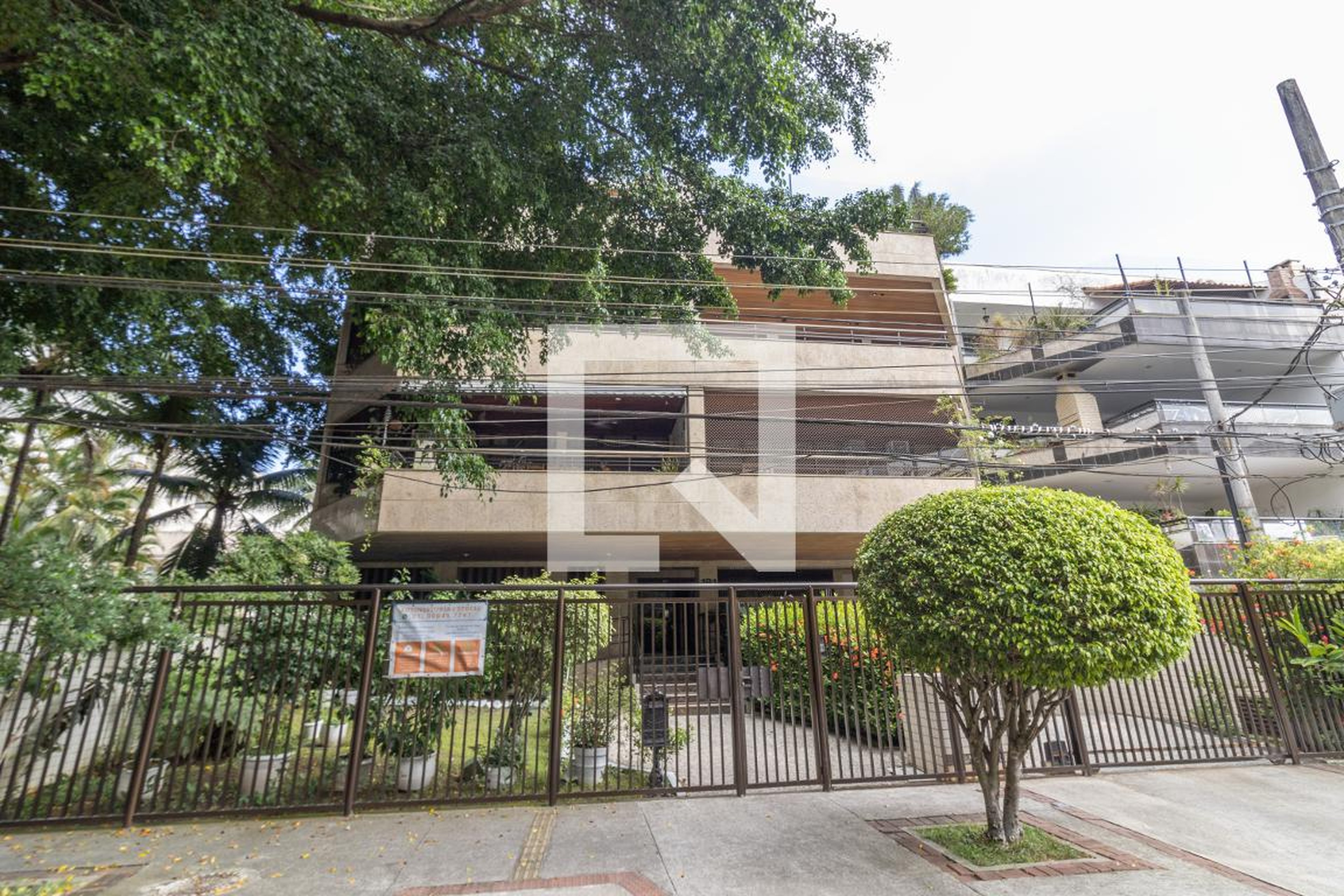 Fachada Edifício Amanda