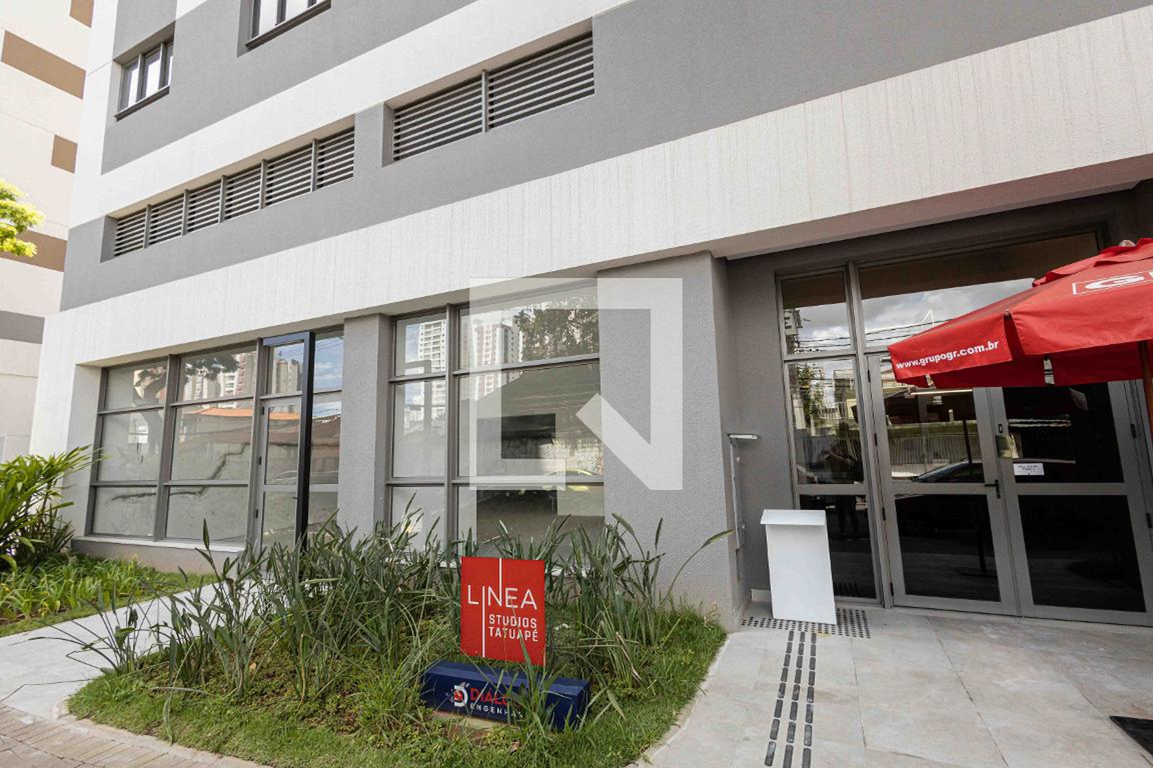 Fachada Condomínio em Rua Dr. Ângelo Vita, 354