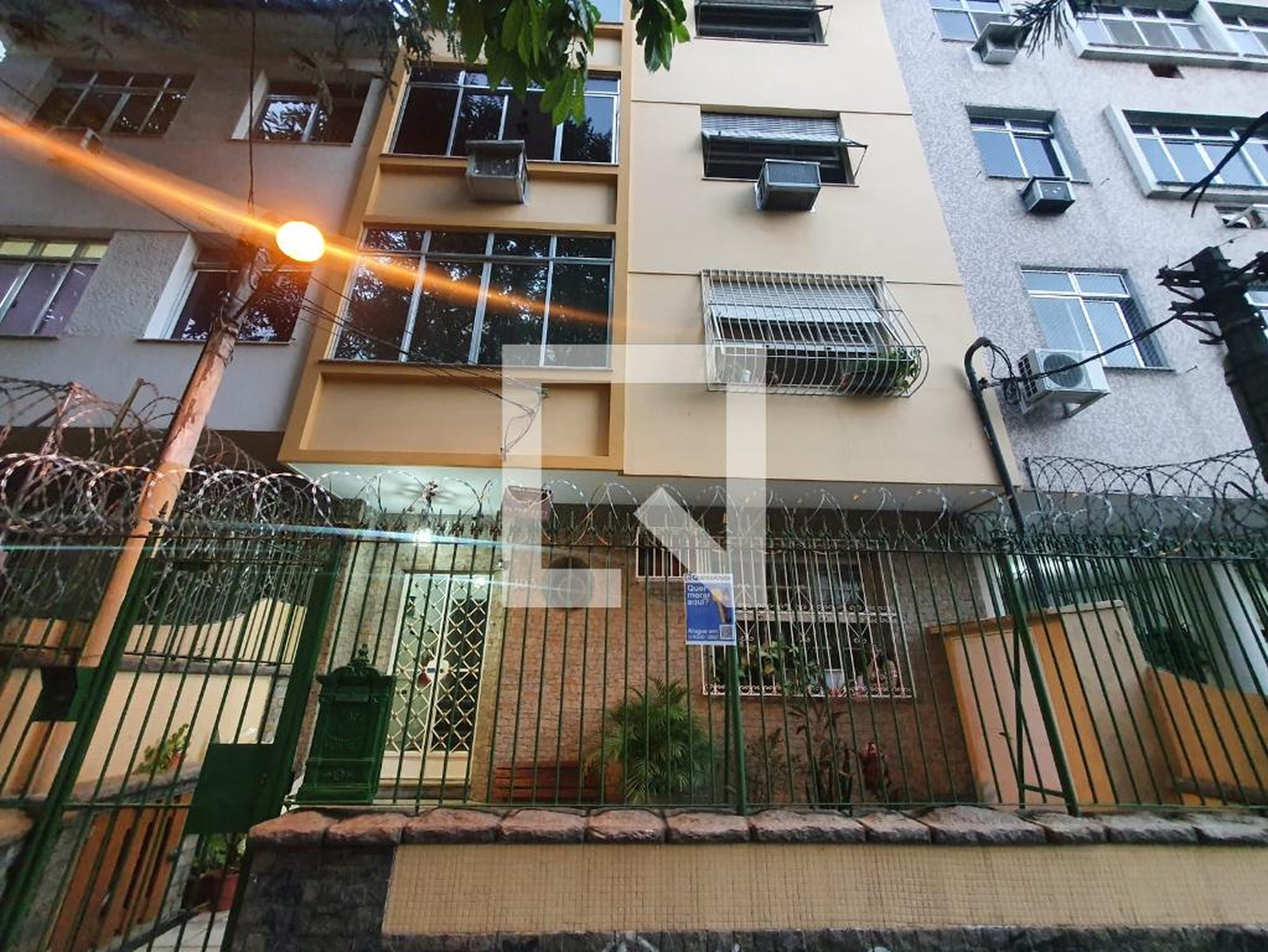 Fachada Condomínio Irmãos Vidal