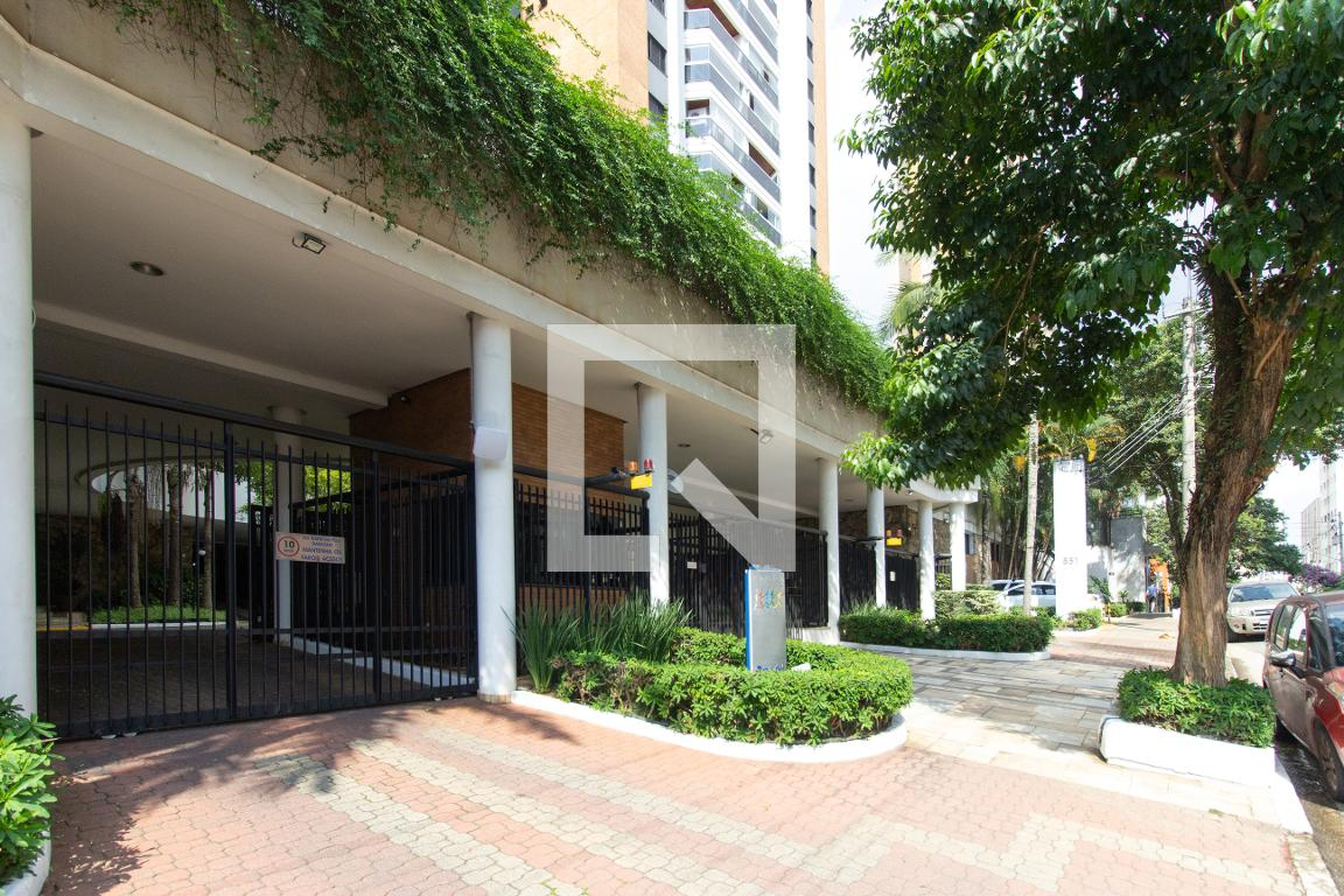 Fachada Condomínio em Rua Rio Grande, 150