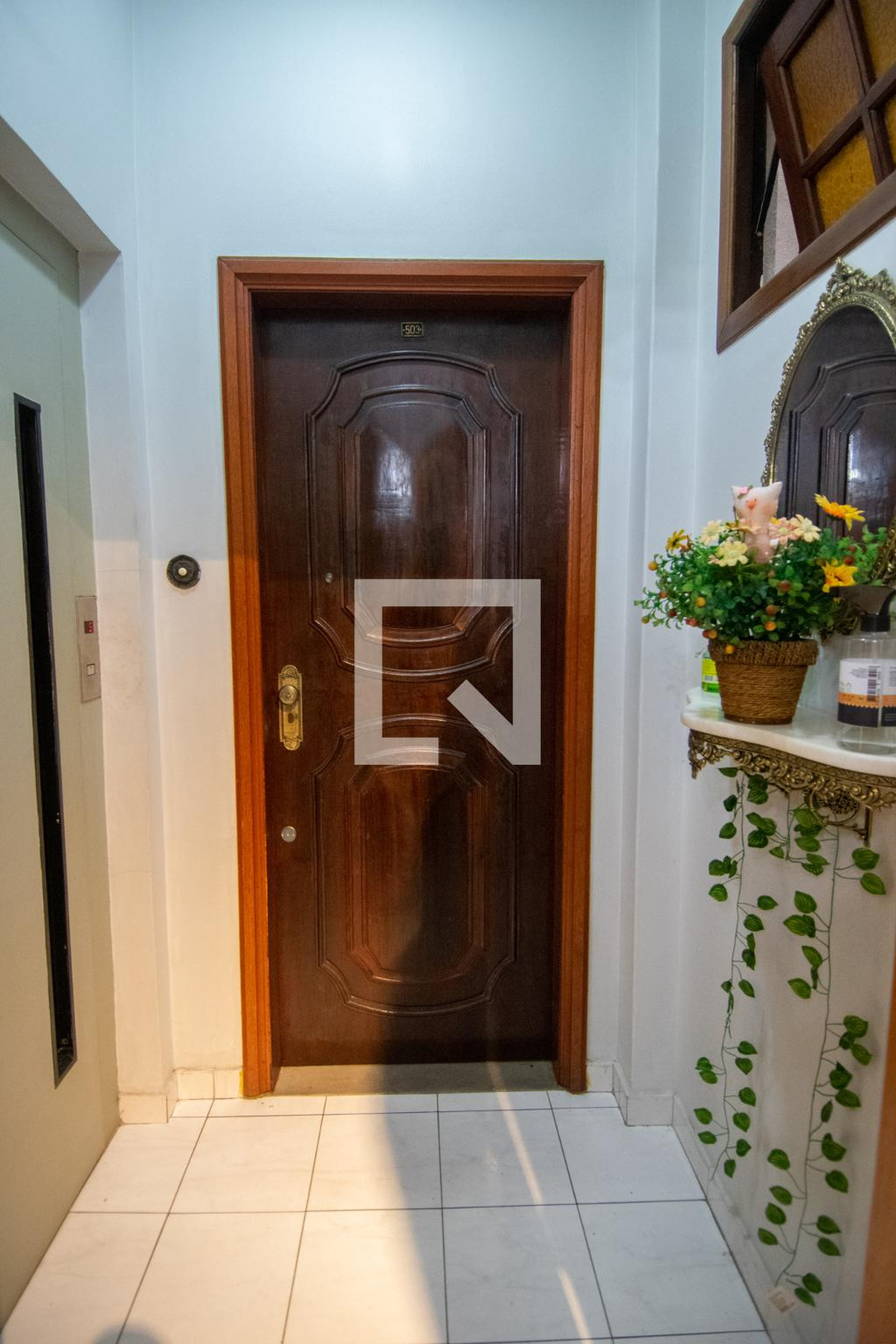 Hall de Entrada - Edifício Conde Dias Garcia