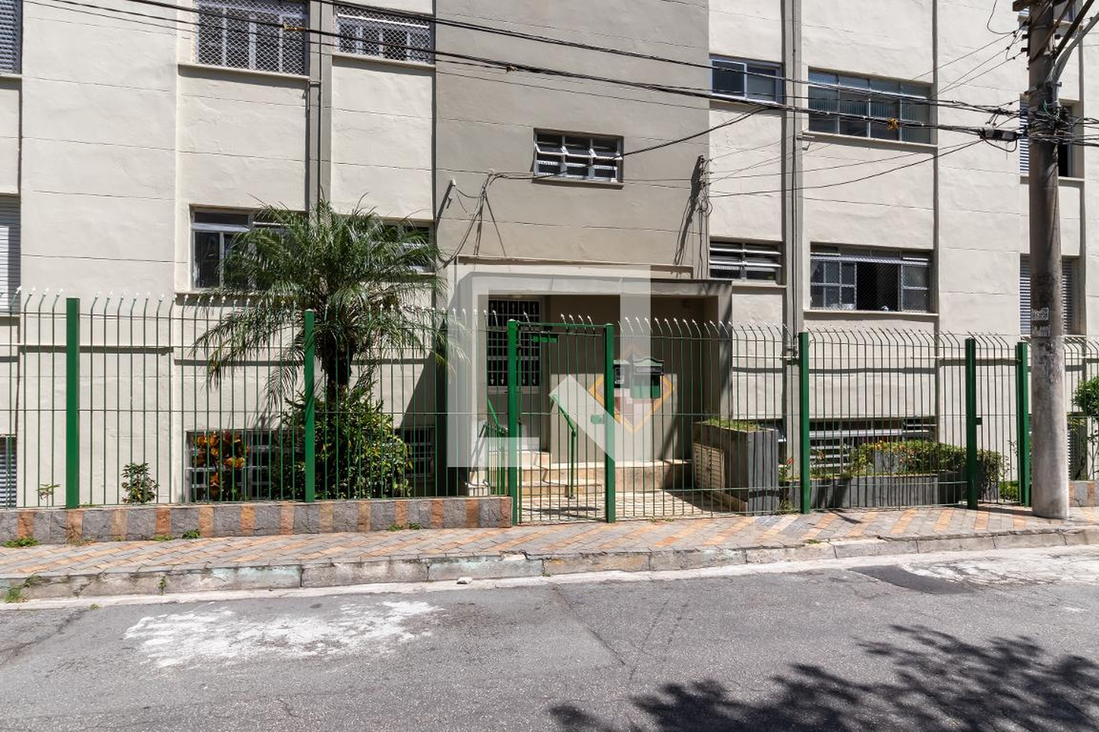 Fachada Condomínio em  Rua Antônio da Costa, 99