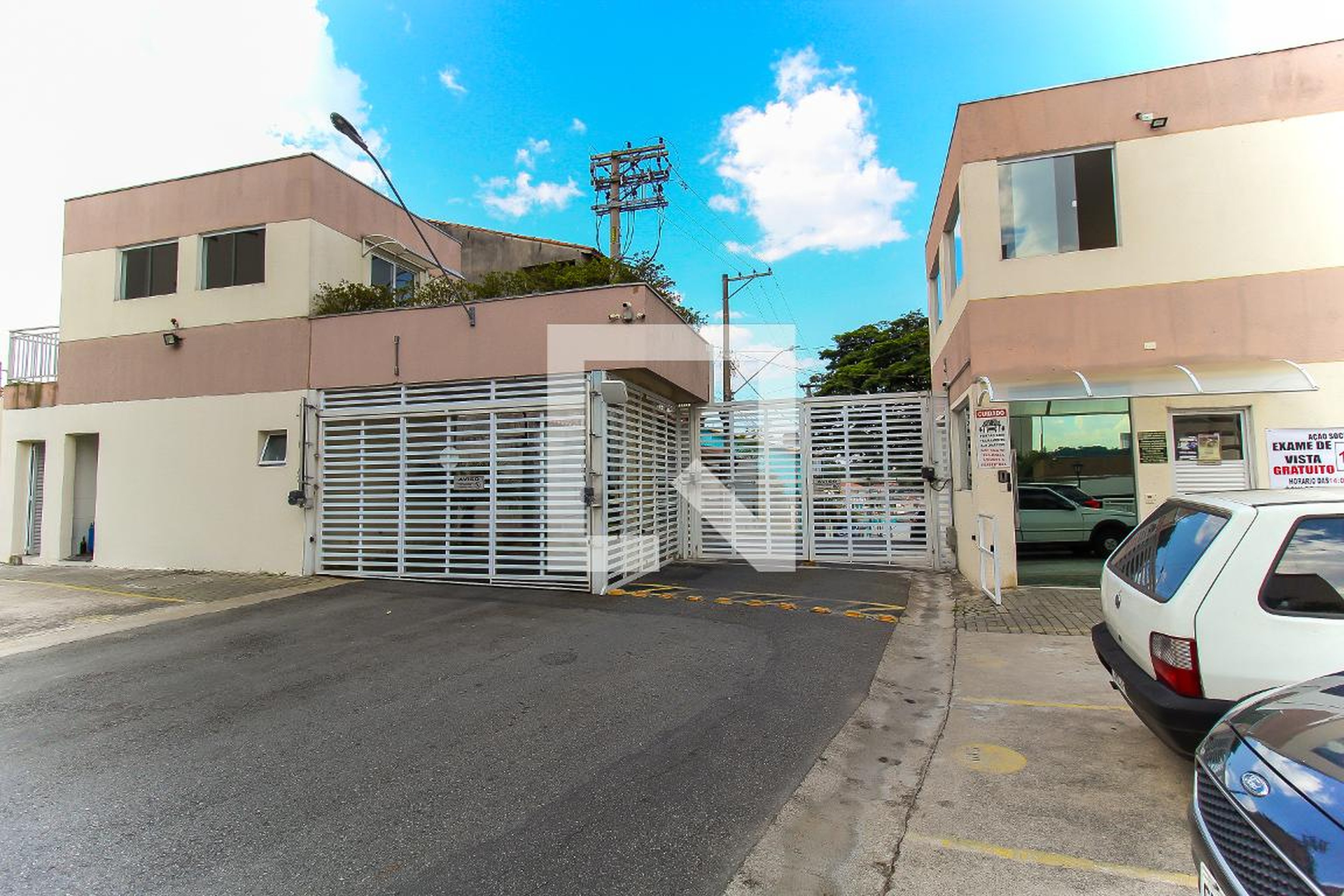 Entrada - Praça das Árvores