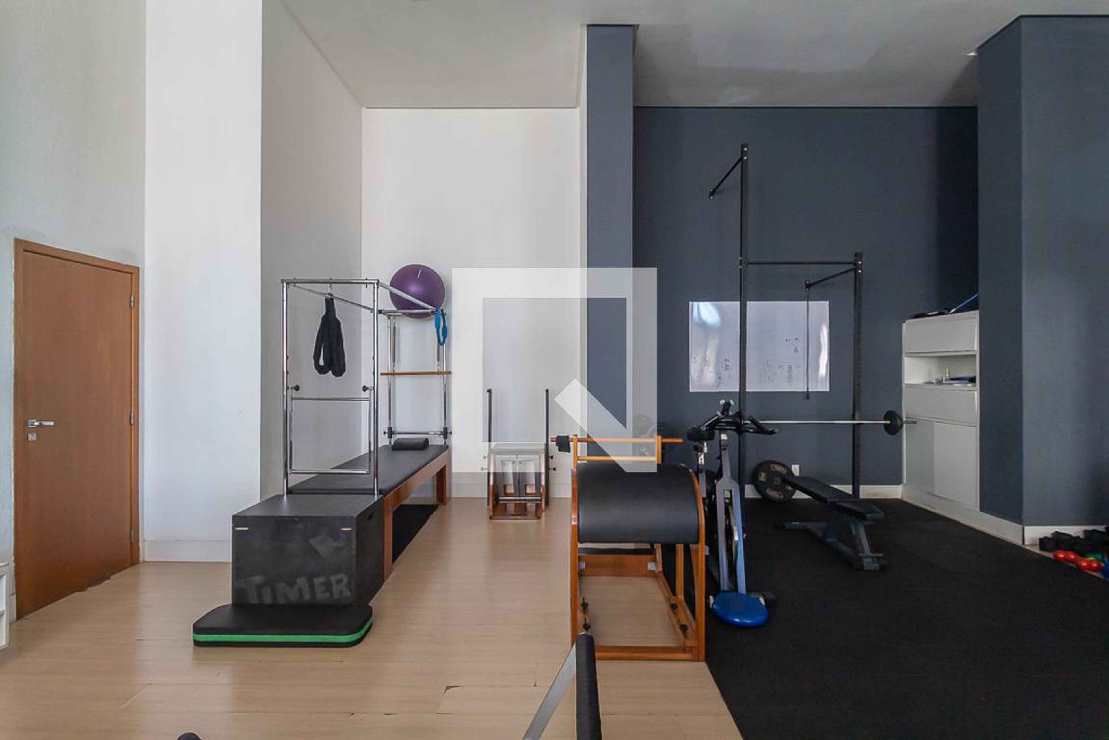 Academia - La Musique Resort Residence