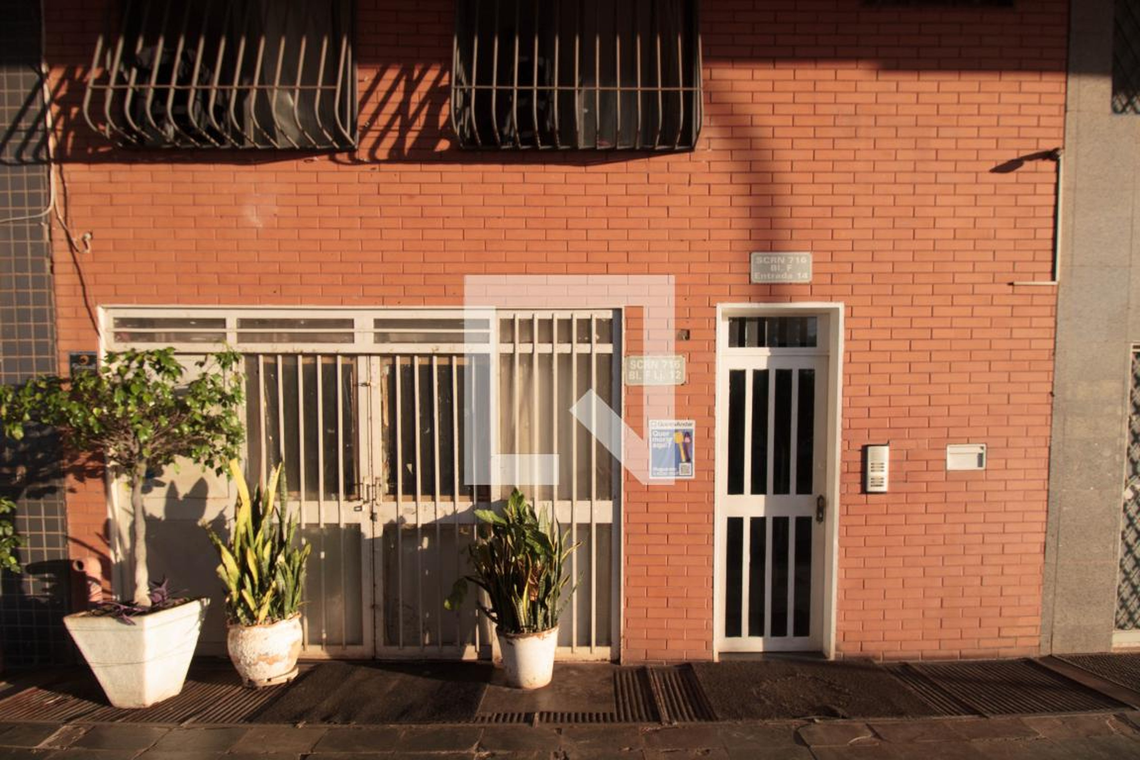 Fachada Condomínio em Scrn 716 Bloco F Entrada 14 Apt 101, 101