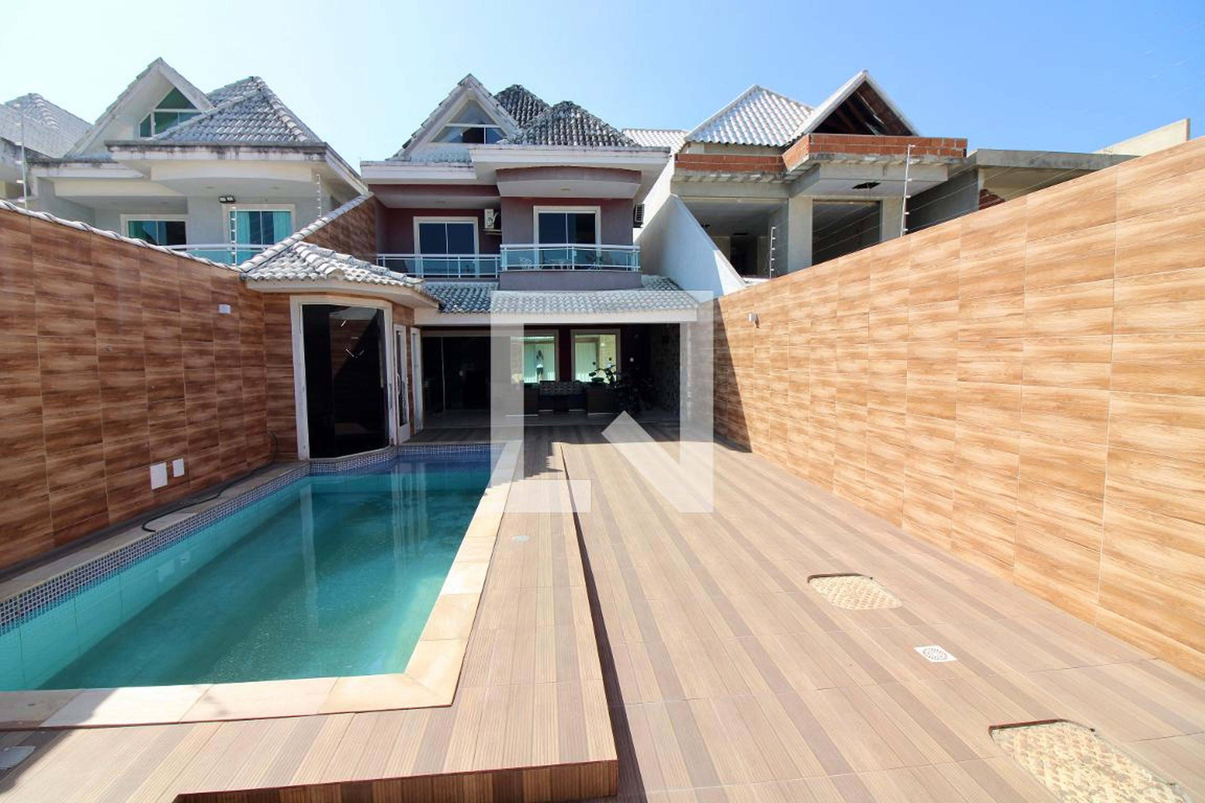 Piscina - Verde e Mar