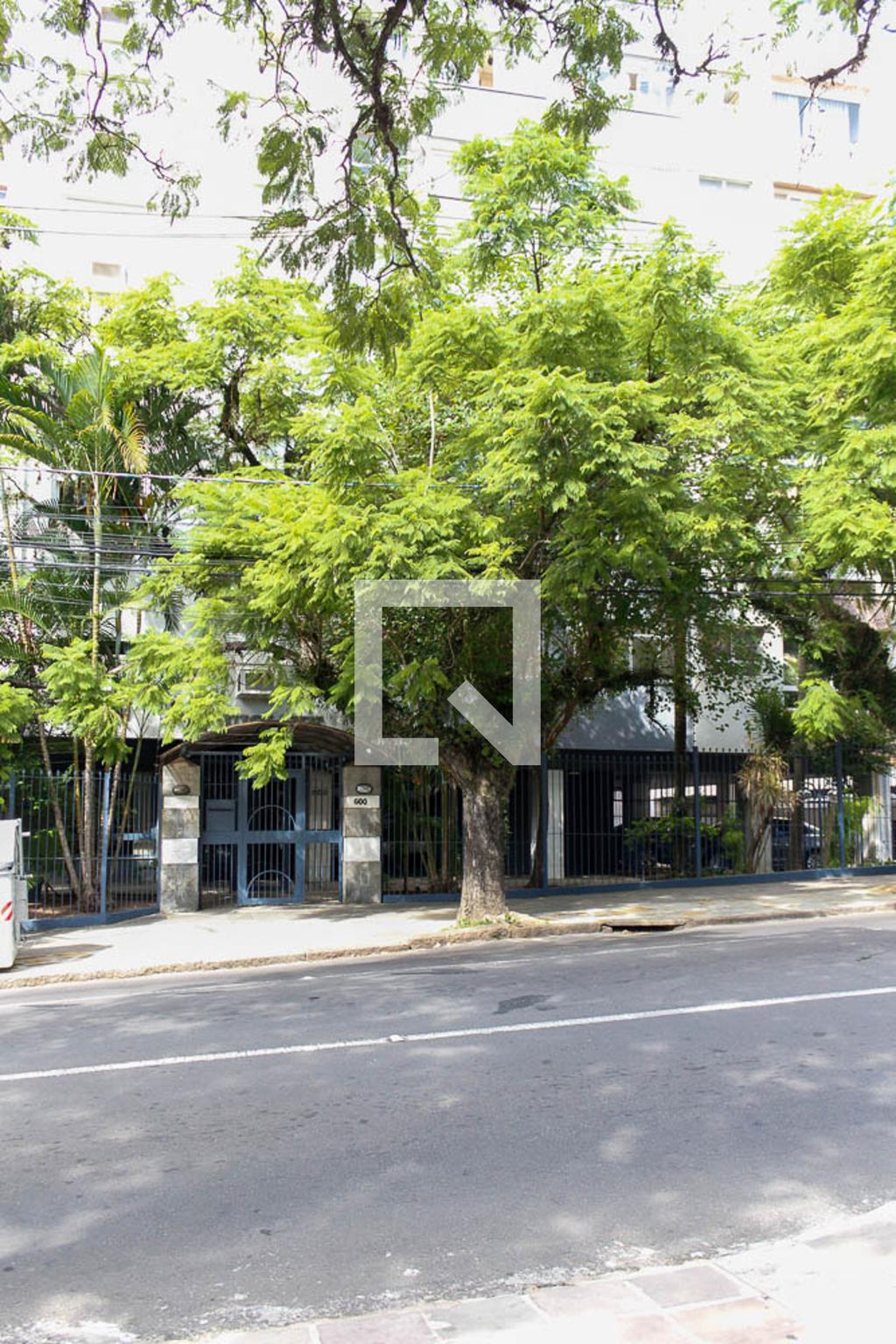 Fachada do Prédio Edifício Louisiane