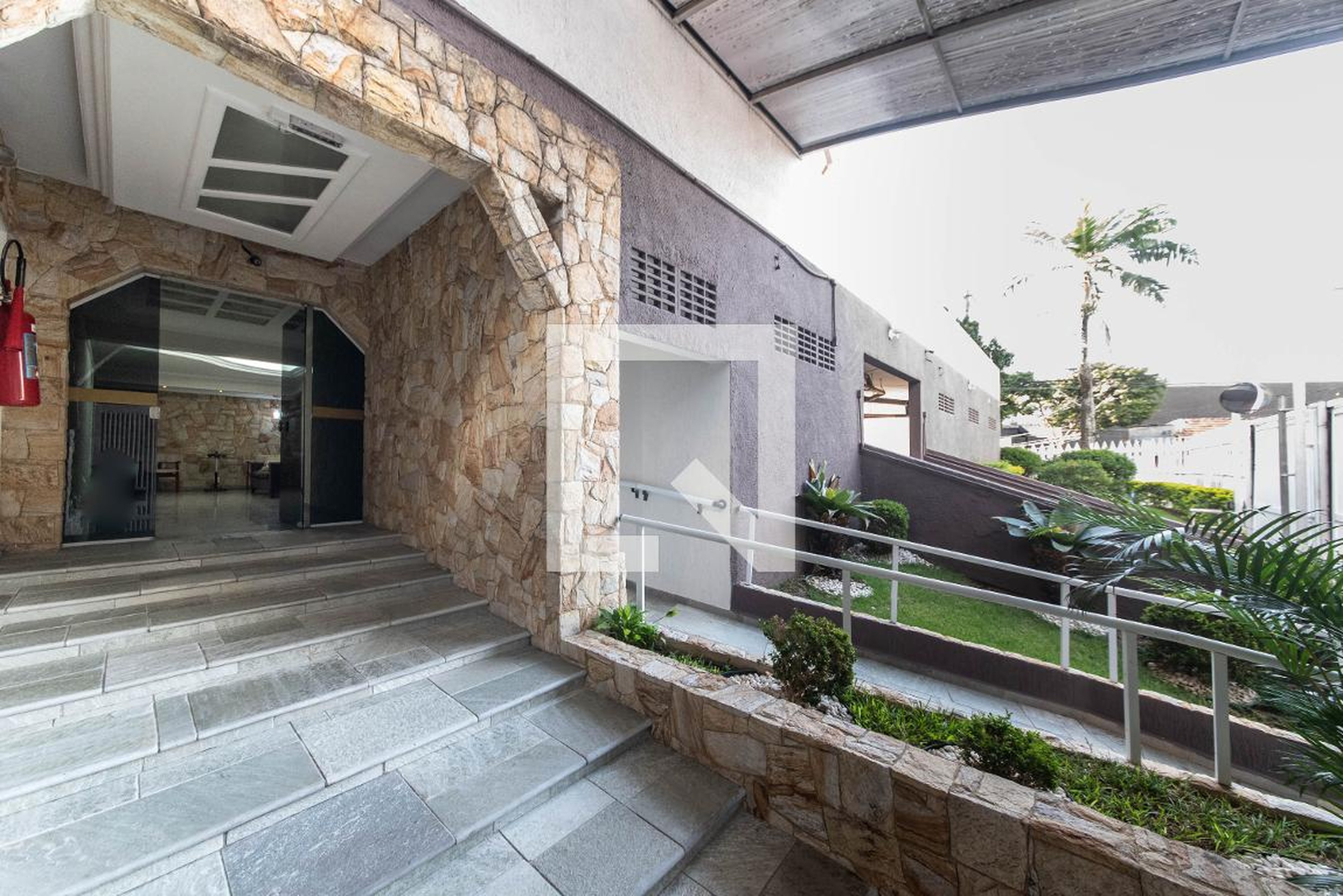 Entrada - Edifício Rezidenziale Peppe