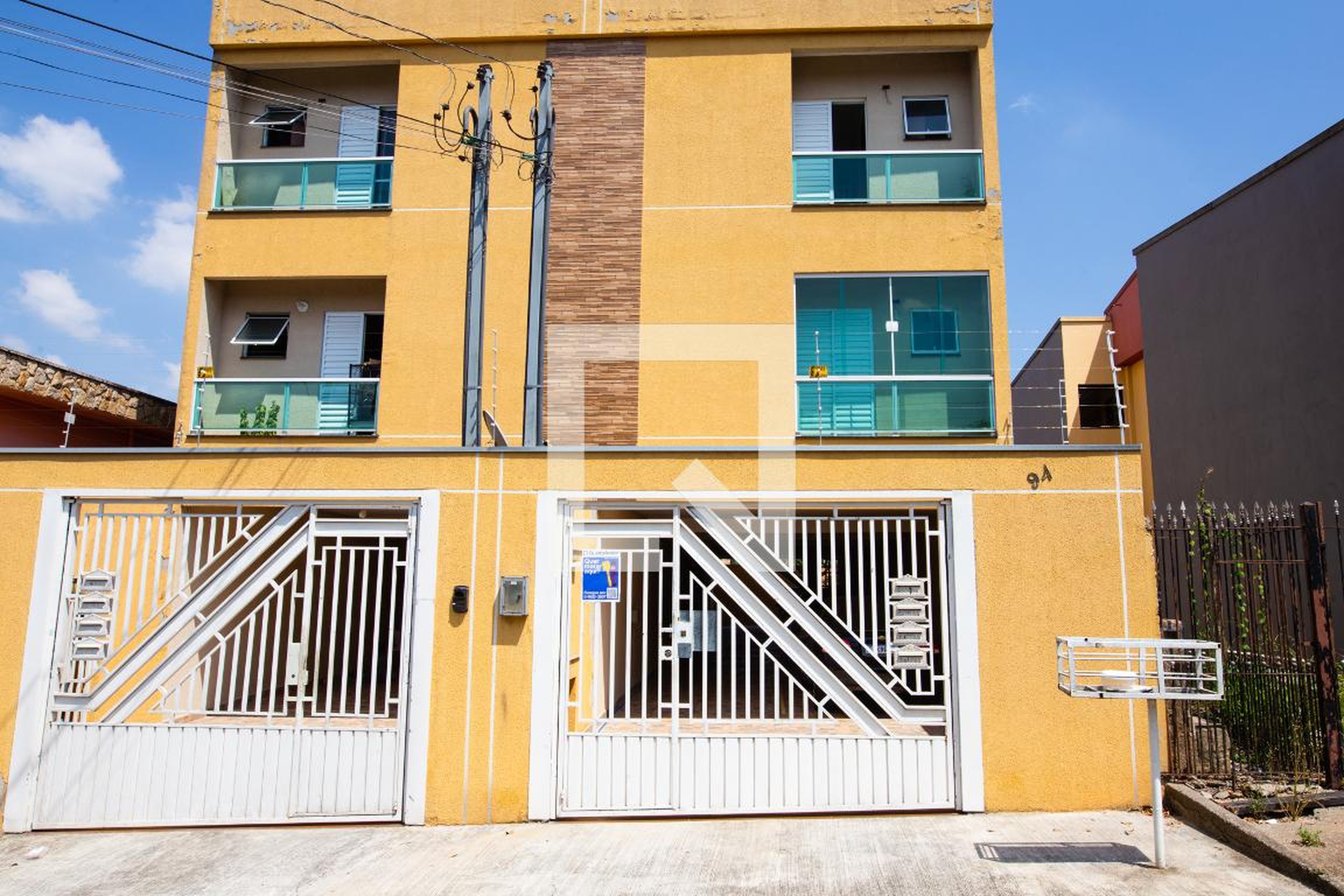 Fachada Condomínio em Rua Armênia, 94