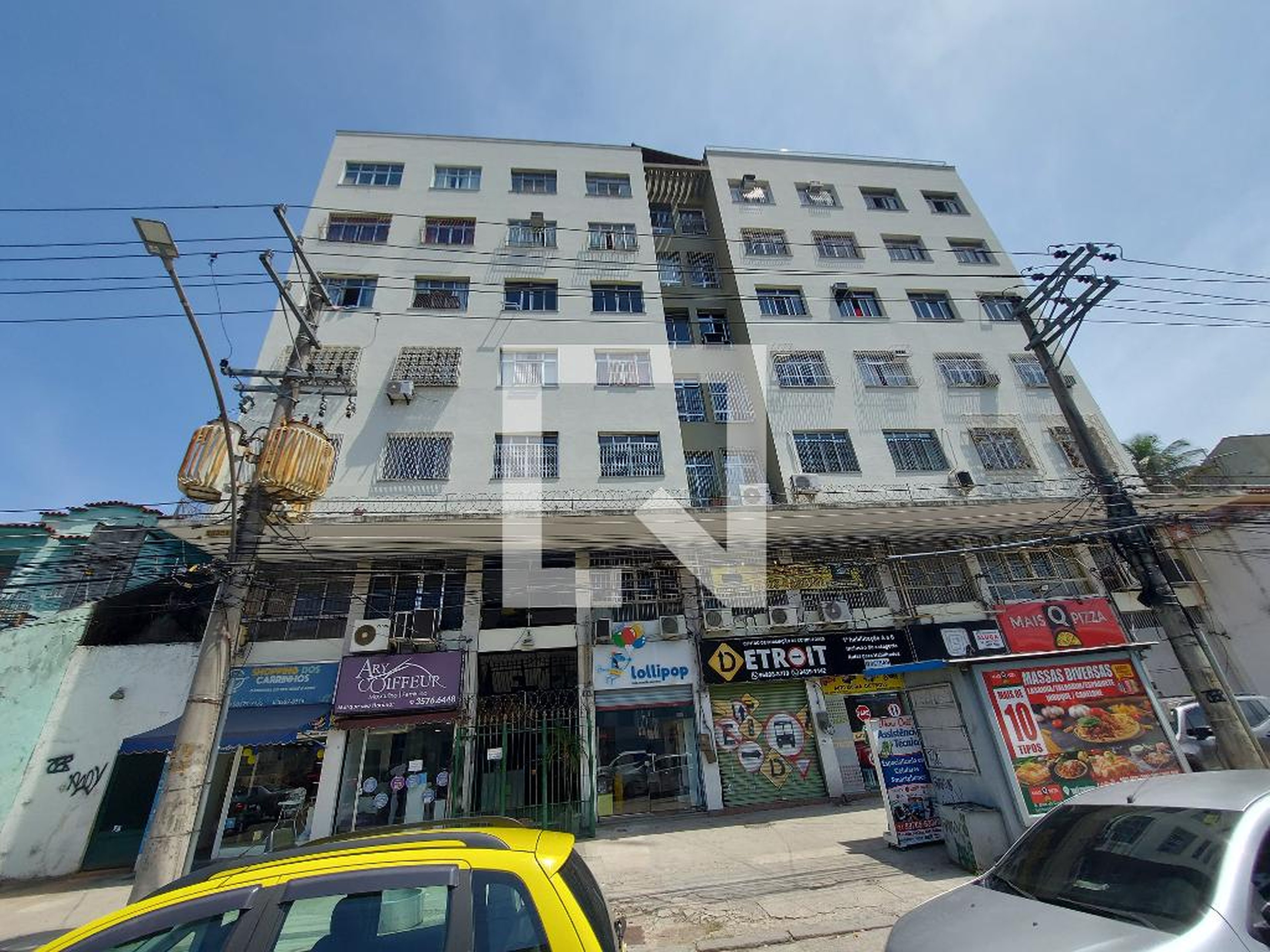 Fachada do Prédio Condomínio em Rua Dias da Cruz, 689