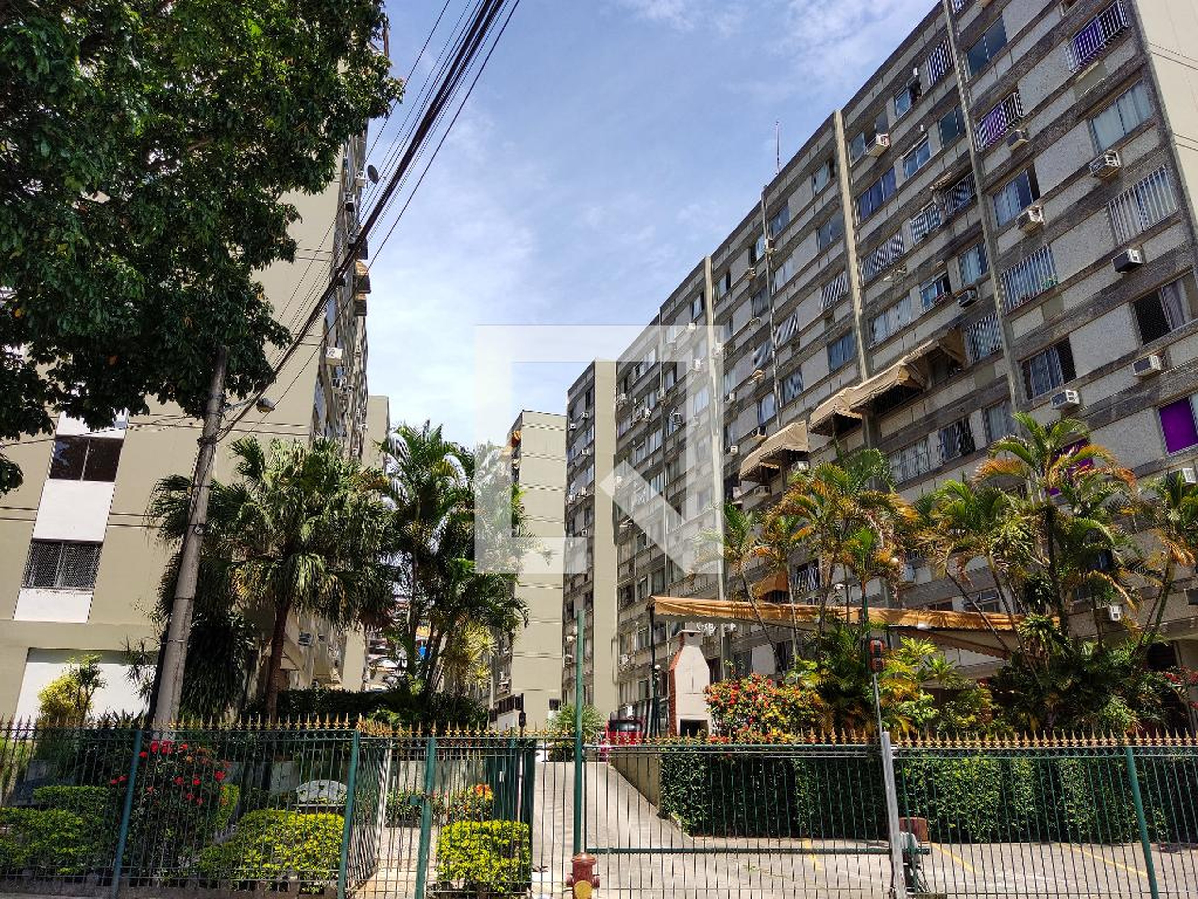 Fachada do Condomínio Condomínio Marco Azevedo IV