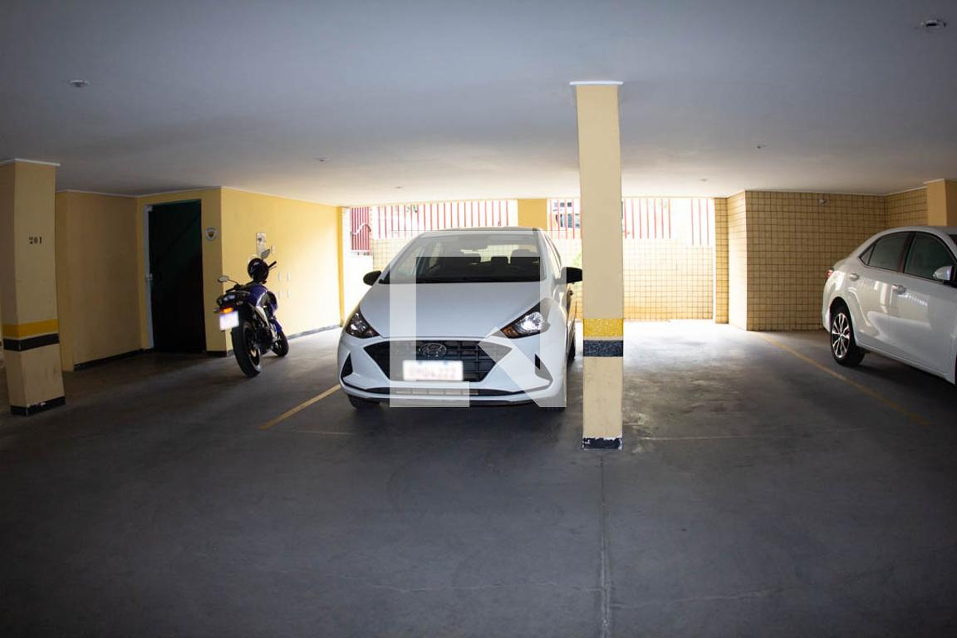 ESTACIONAMENTO - Edifício Elisangela de Cassia