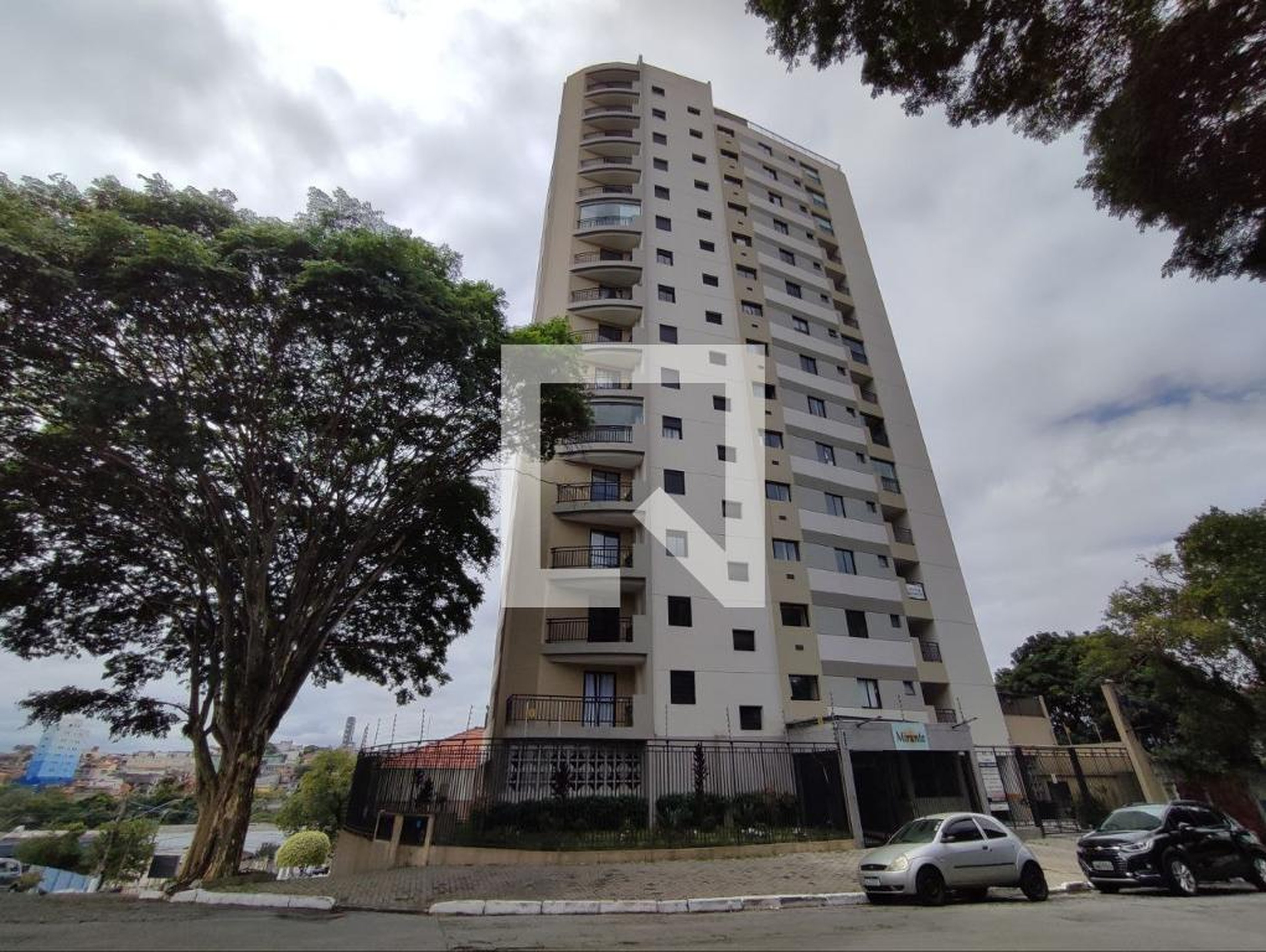 Fachada Condomínio em Avenida Cachoeira Paulista, 23