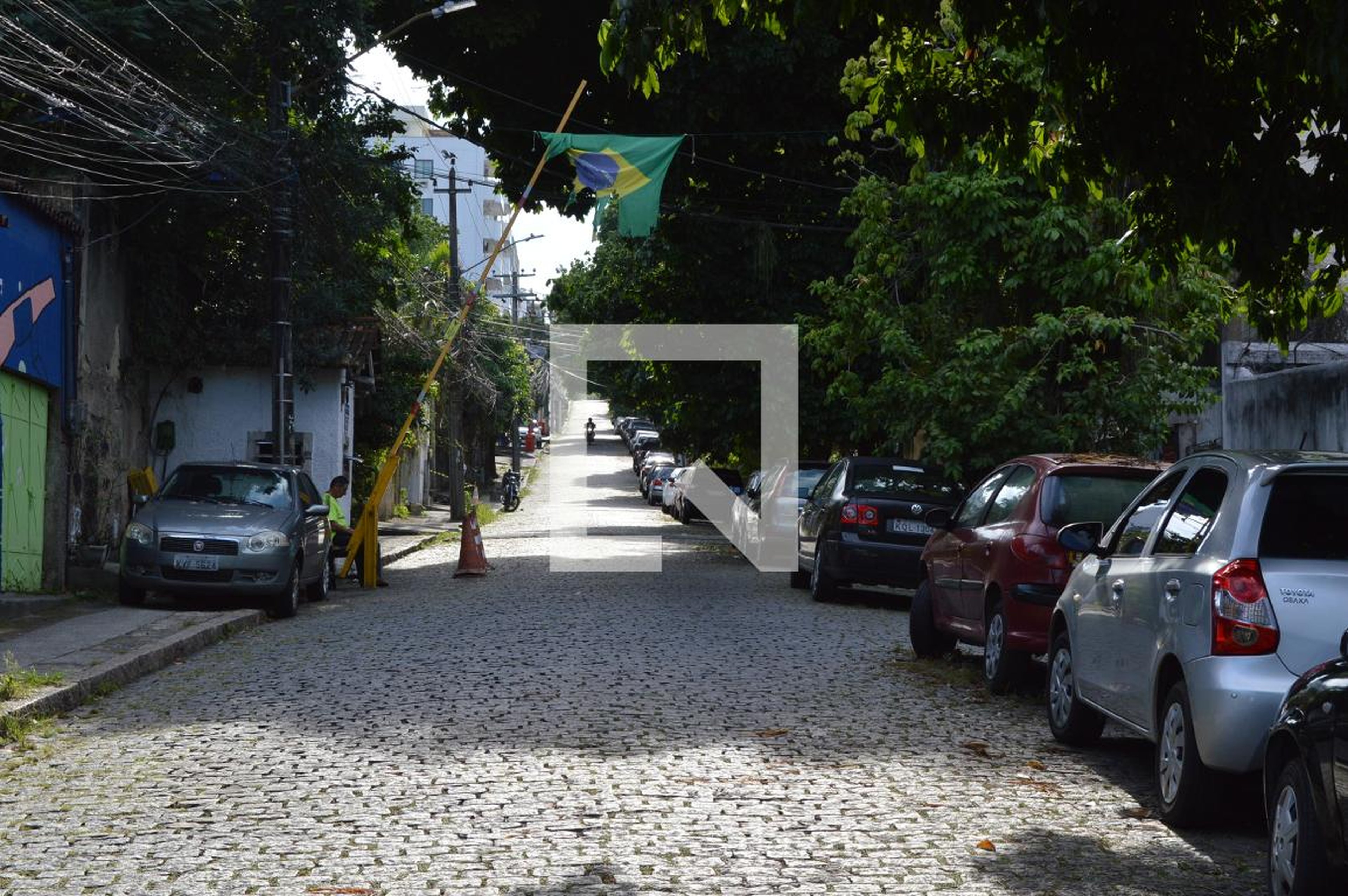 Portaria Condomínio em Rua Ana Silva, 124
