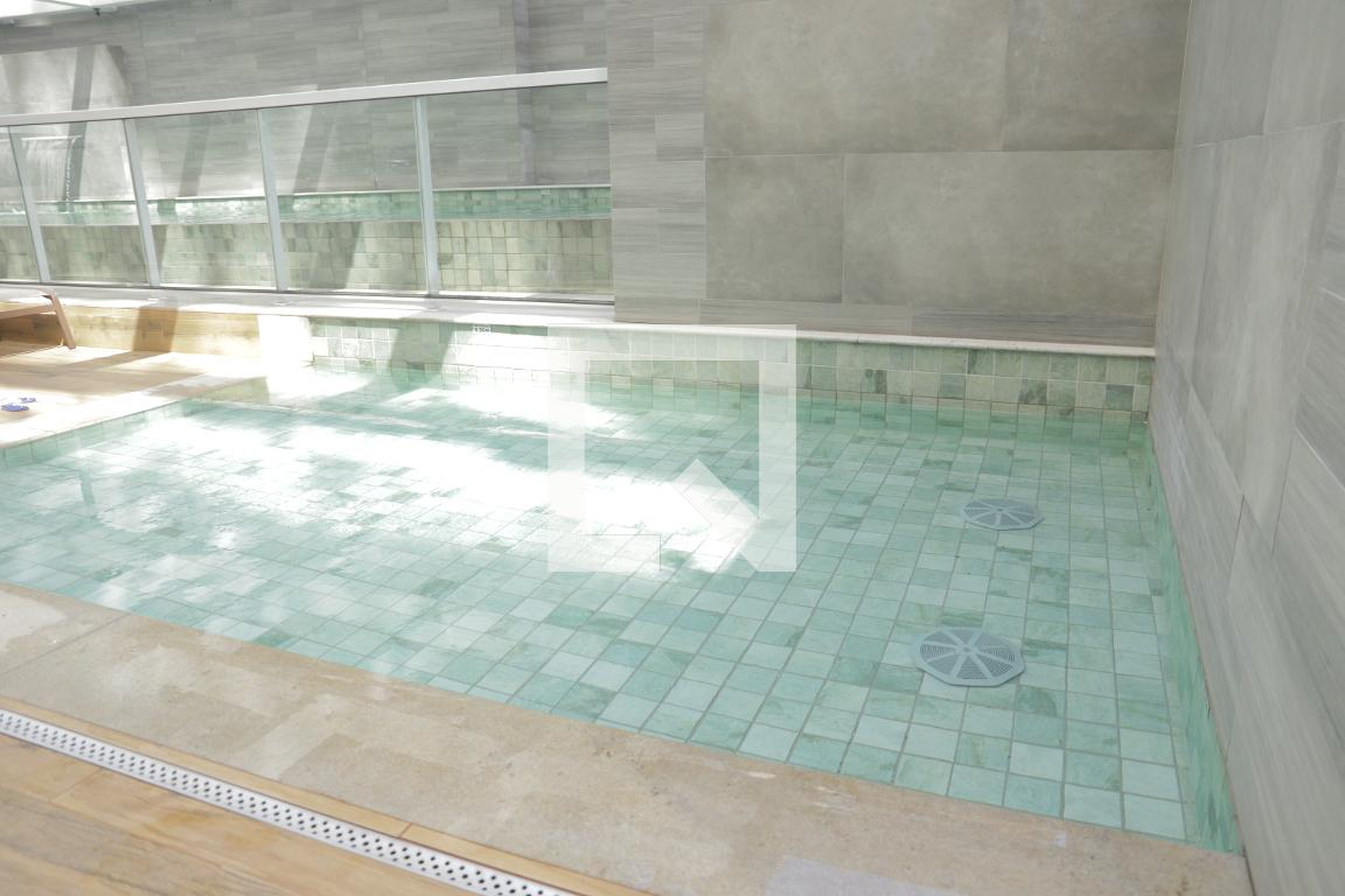 Piscina Infantil - Contemporâneo Saúde