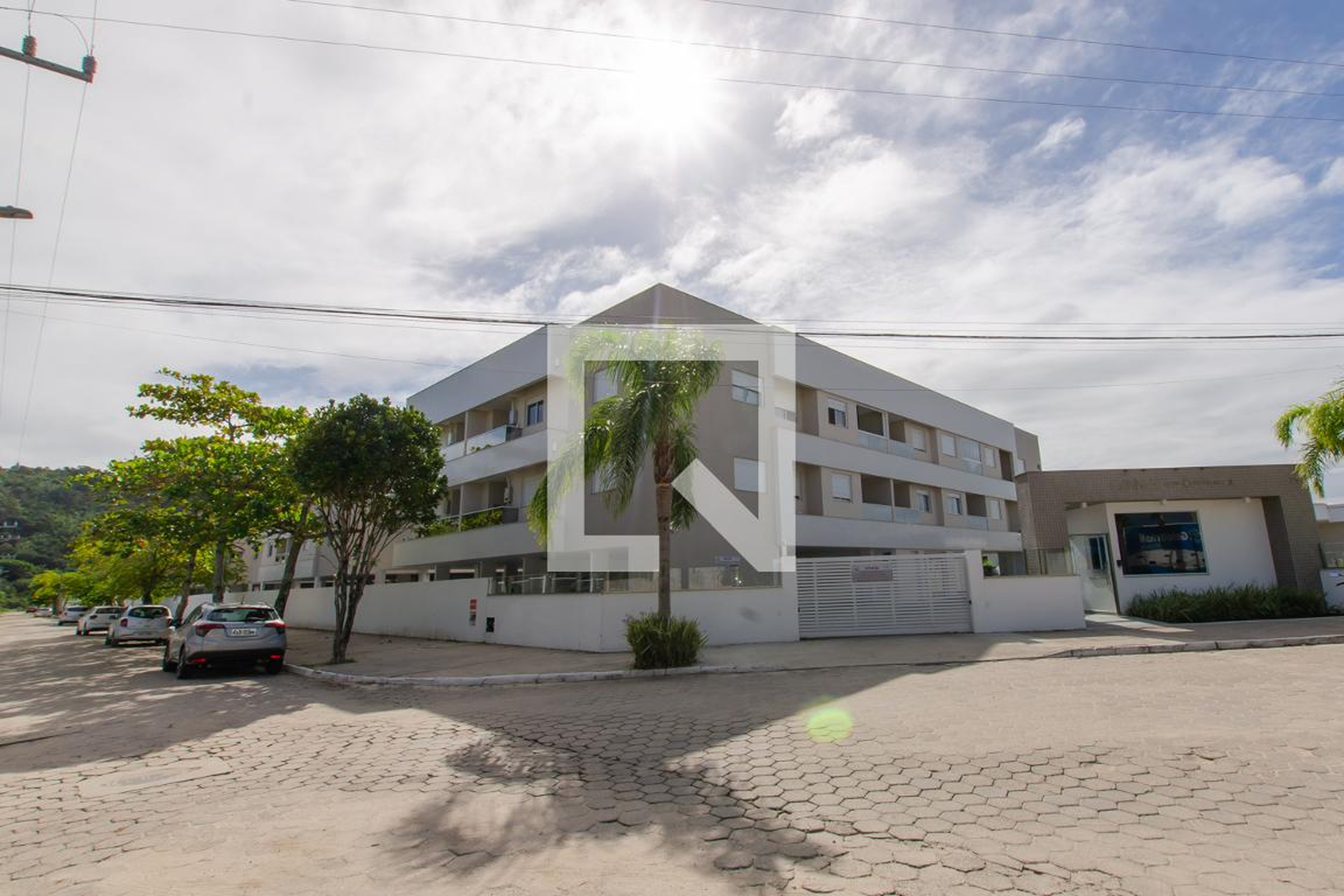 Fachada Condomínio Cannes Club Residence