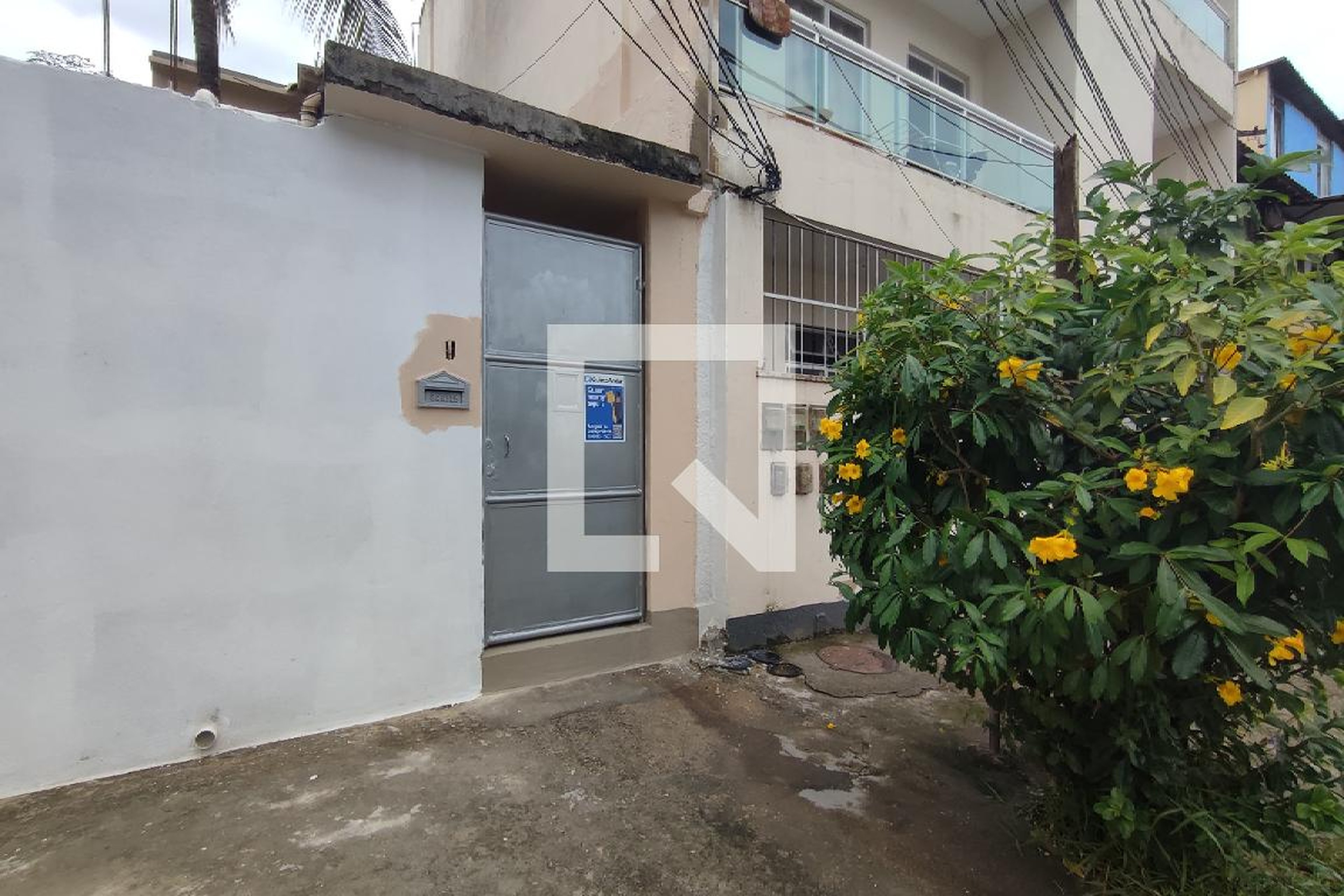 Fachada Condomínio em Rua Creso, 240