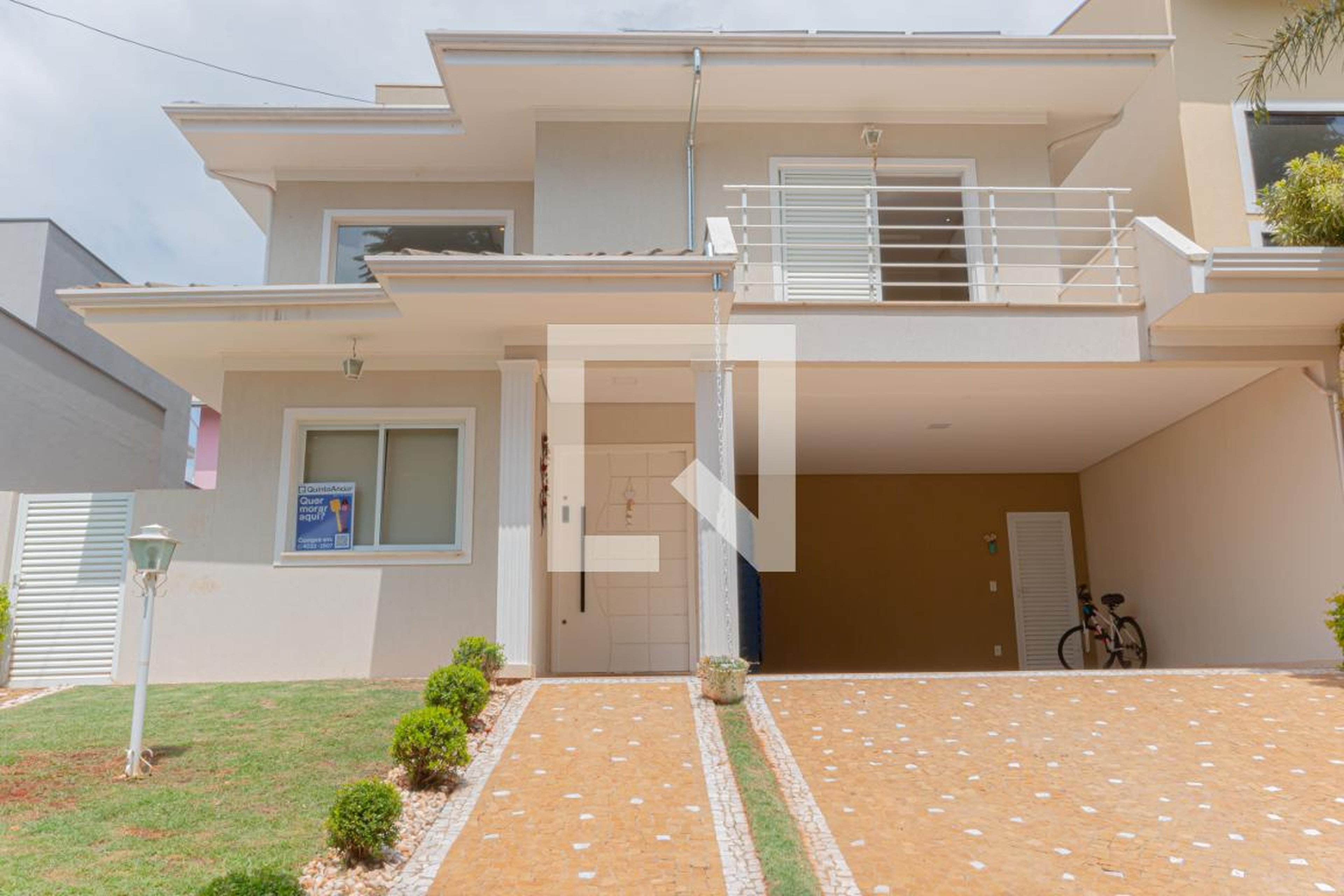 Fachada Residencial Jacarandás