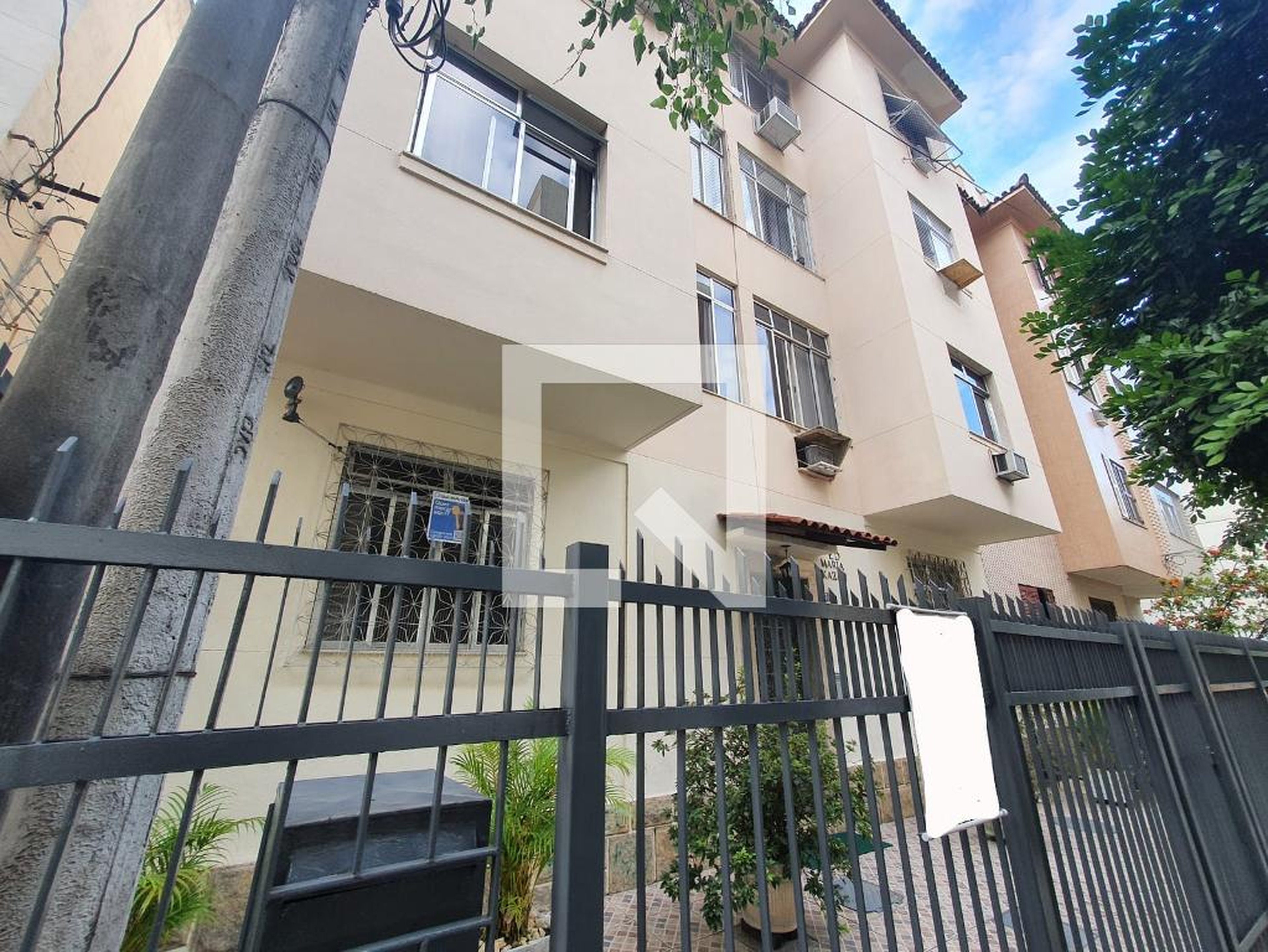 Fachada Edifício Maria Kazan