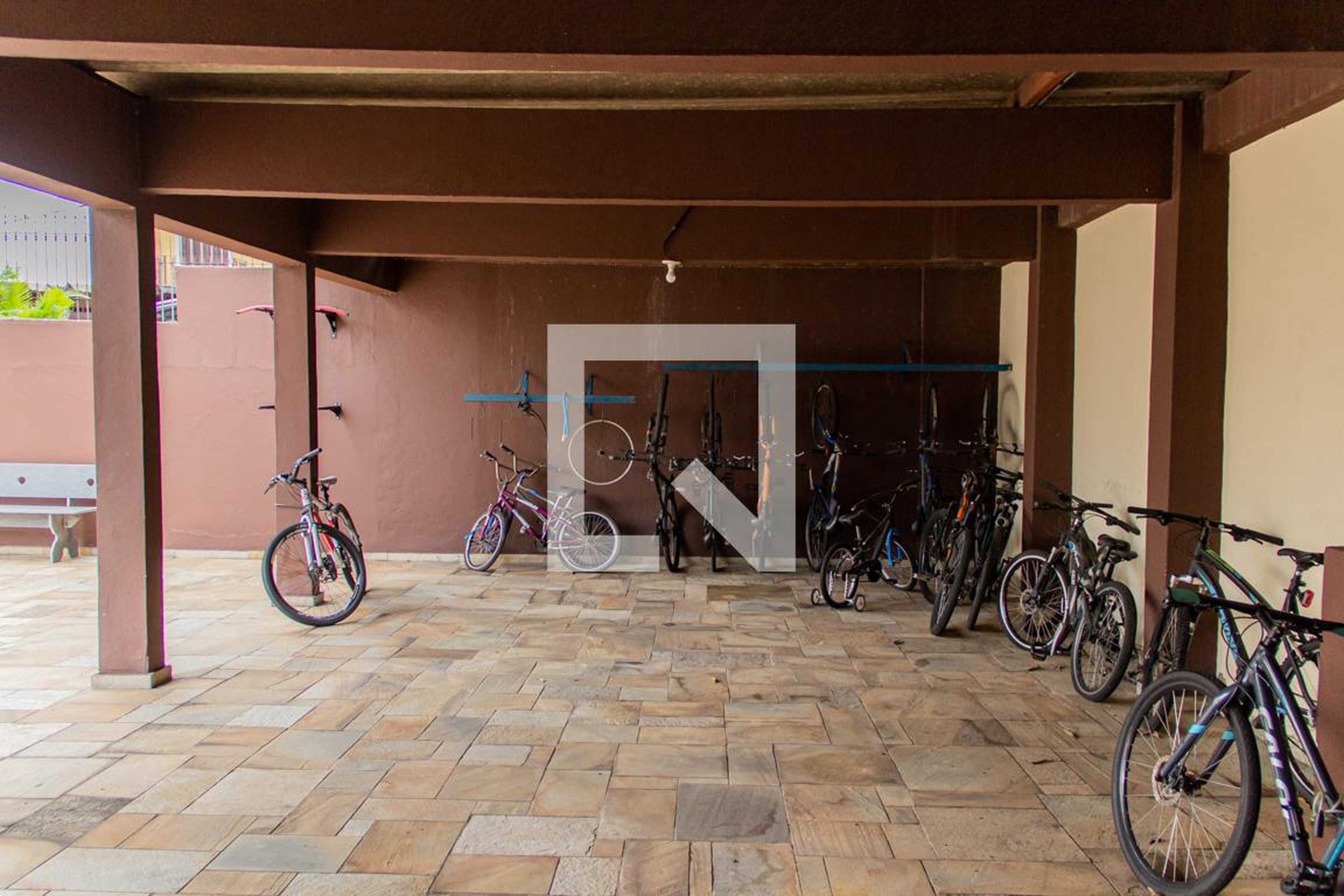 Bicicletário - Francisca de Brito