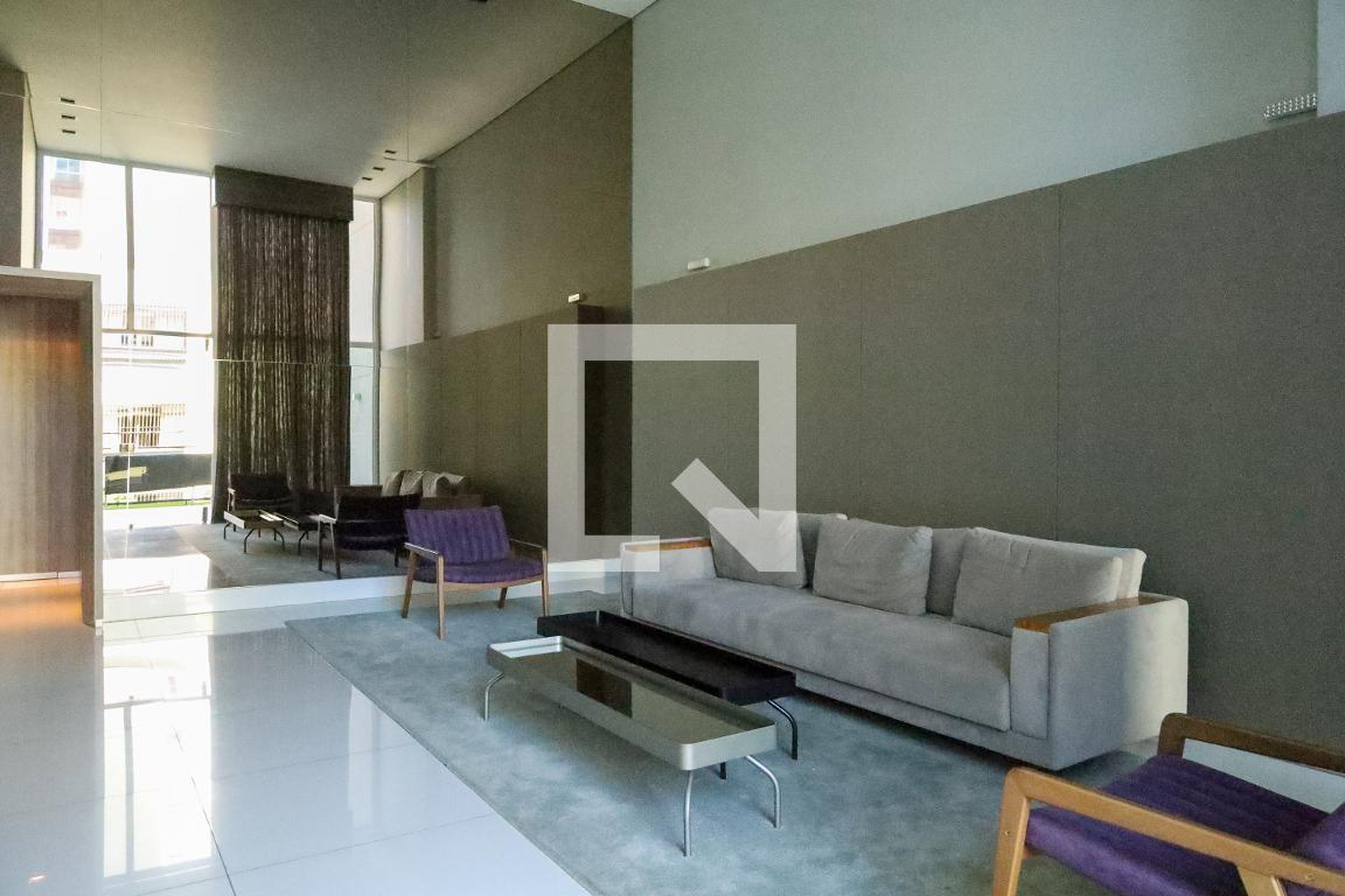 Hall de entrada - Parque Luxemburgo