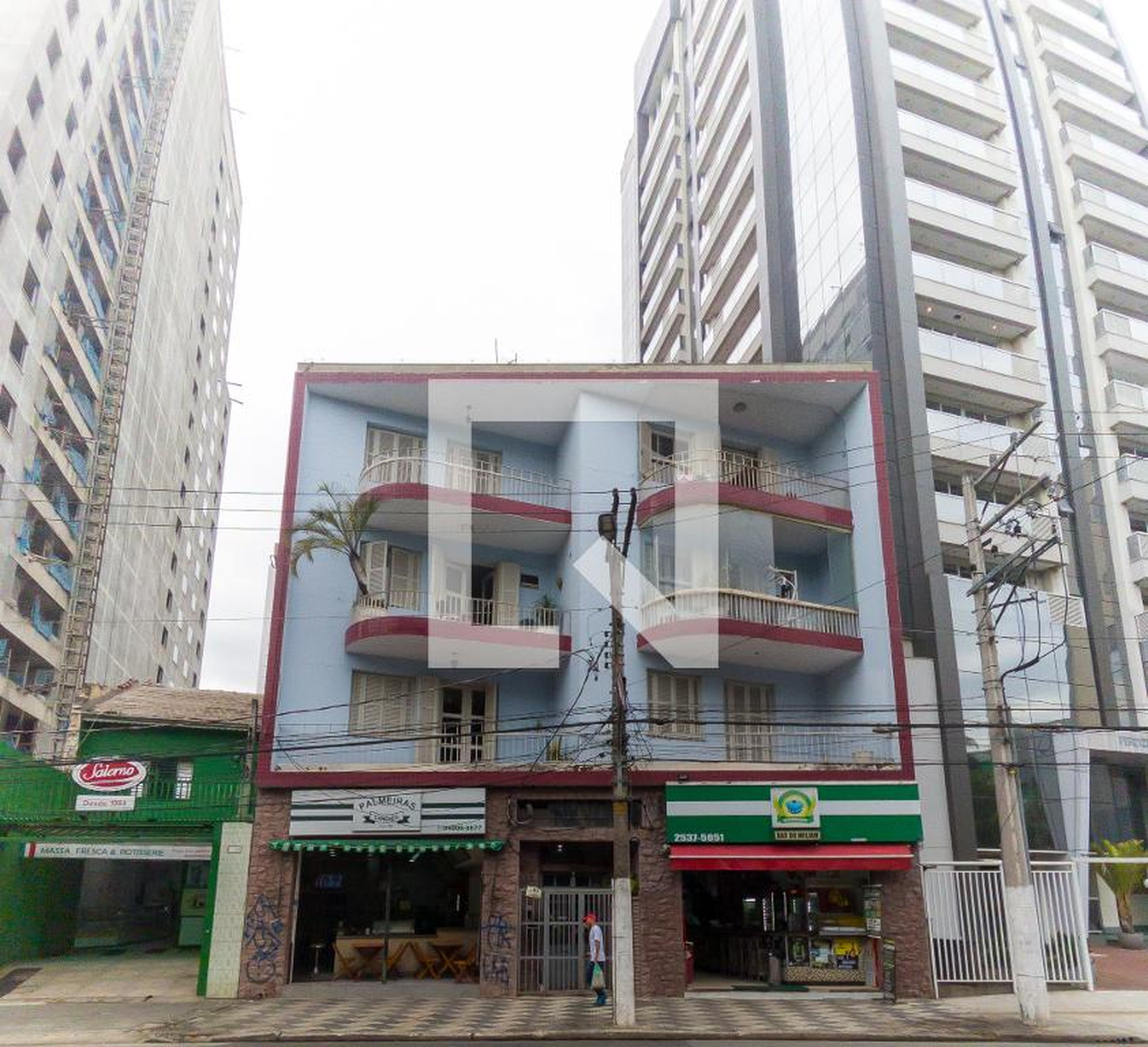 Fachada Condomínio em Rua Palestra Itália, 53