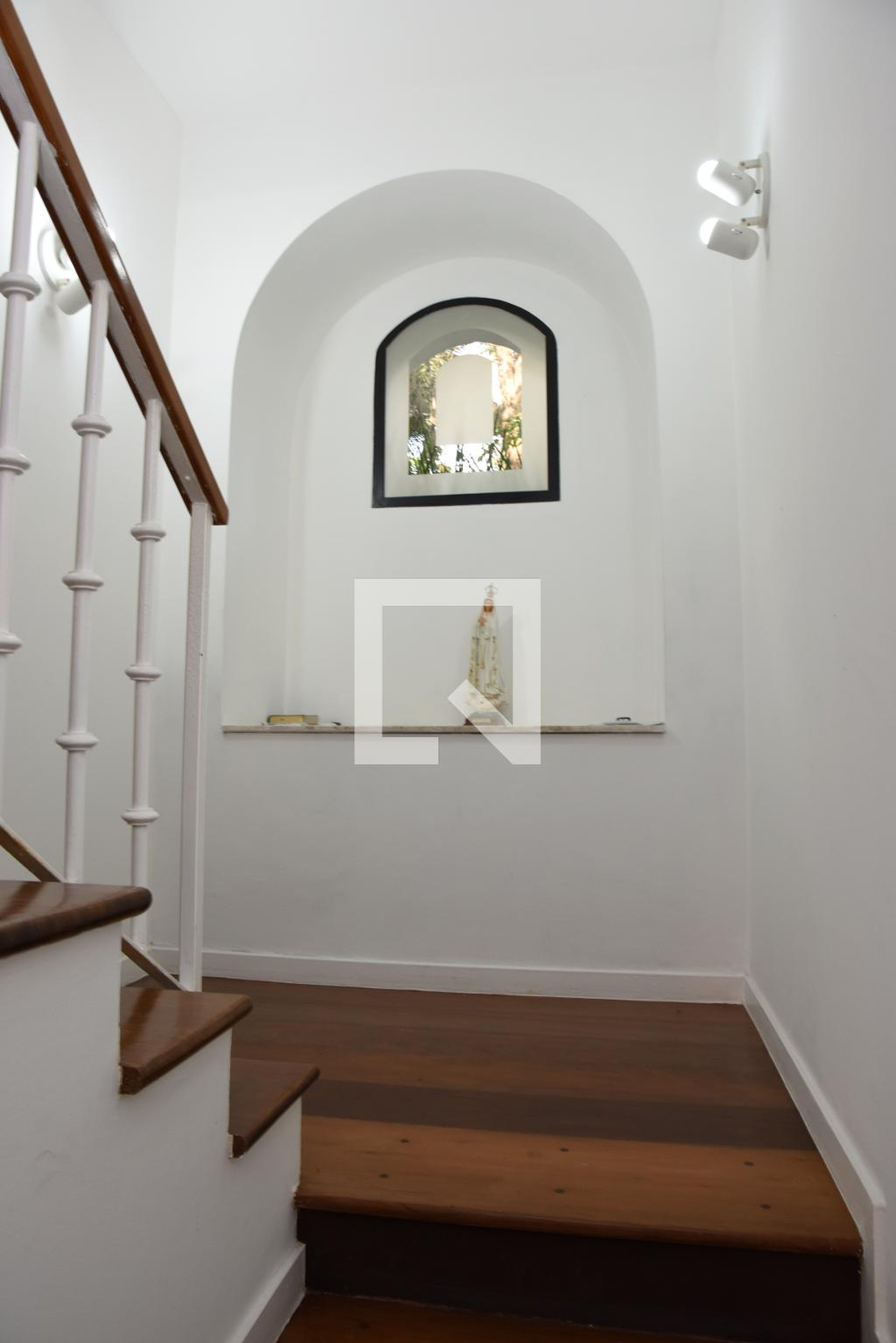 Hall de entrada - Conjunto Habitacional Arcobaleno