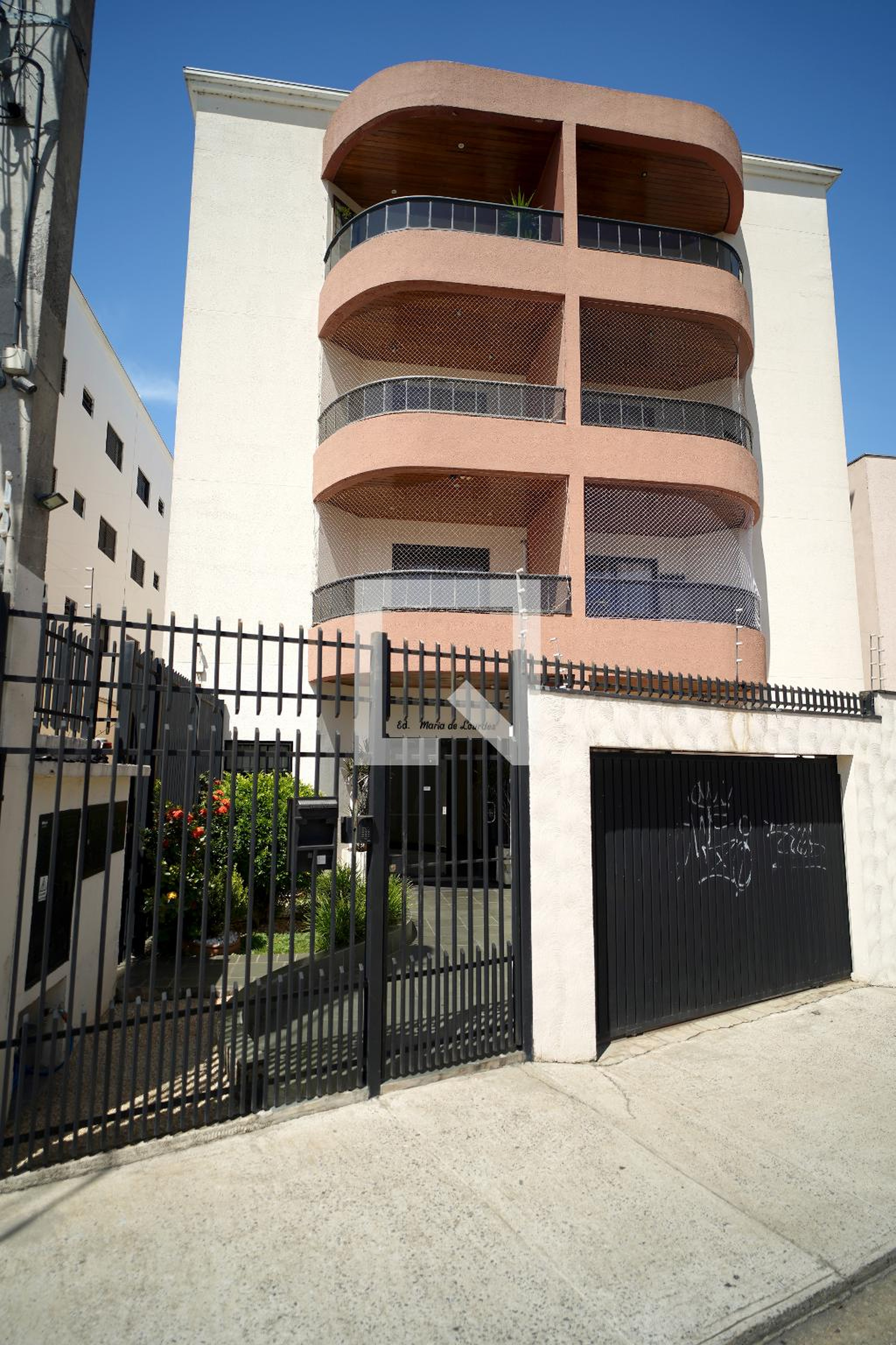 Fachada Condomínio Maria de Lourdes