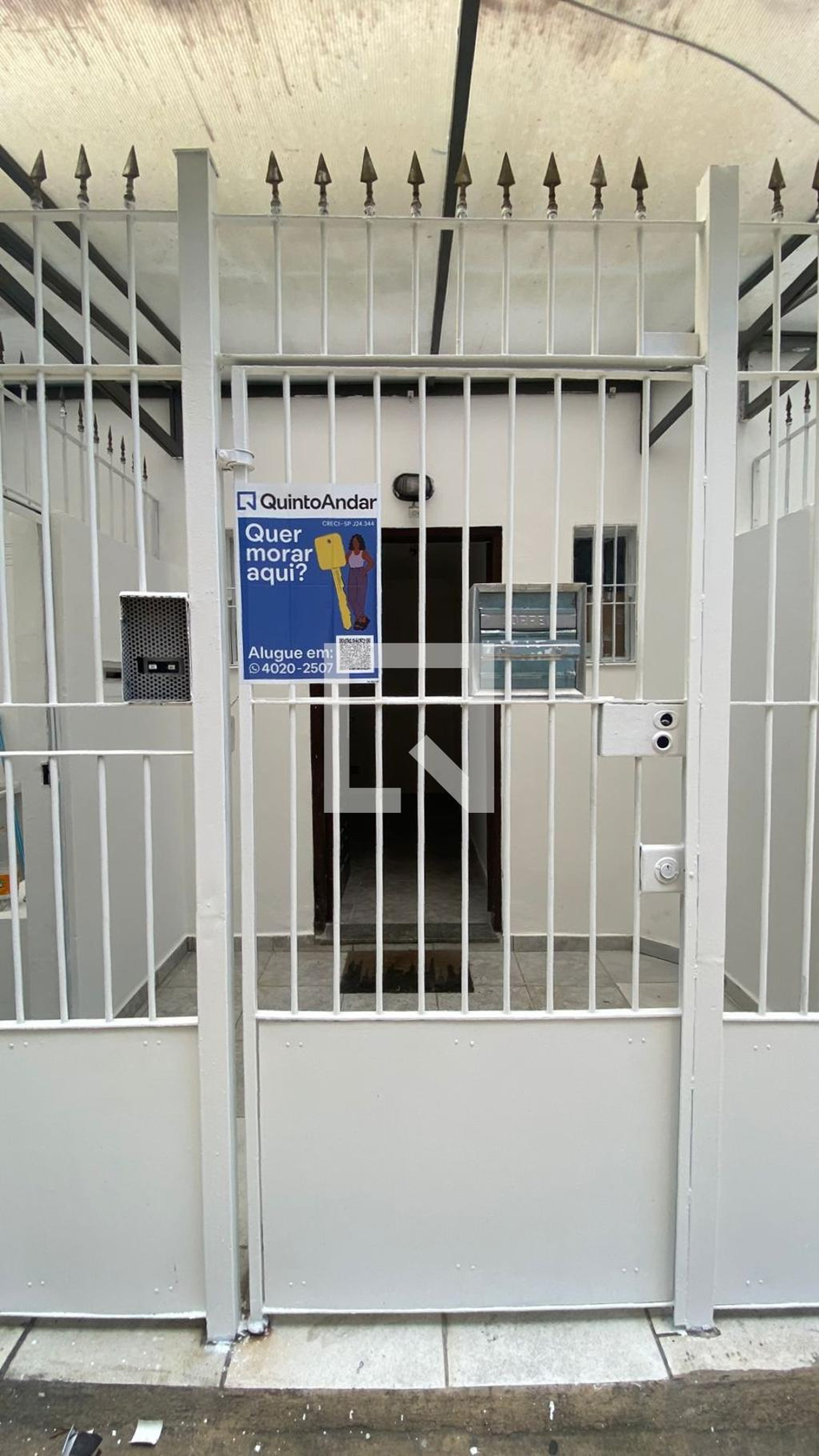 Fachada Condomínio em Rua Sargento José Spessoto, 77